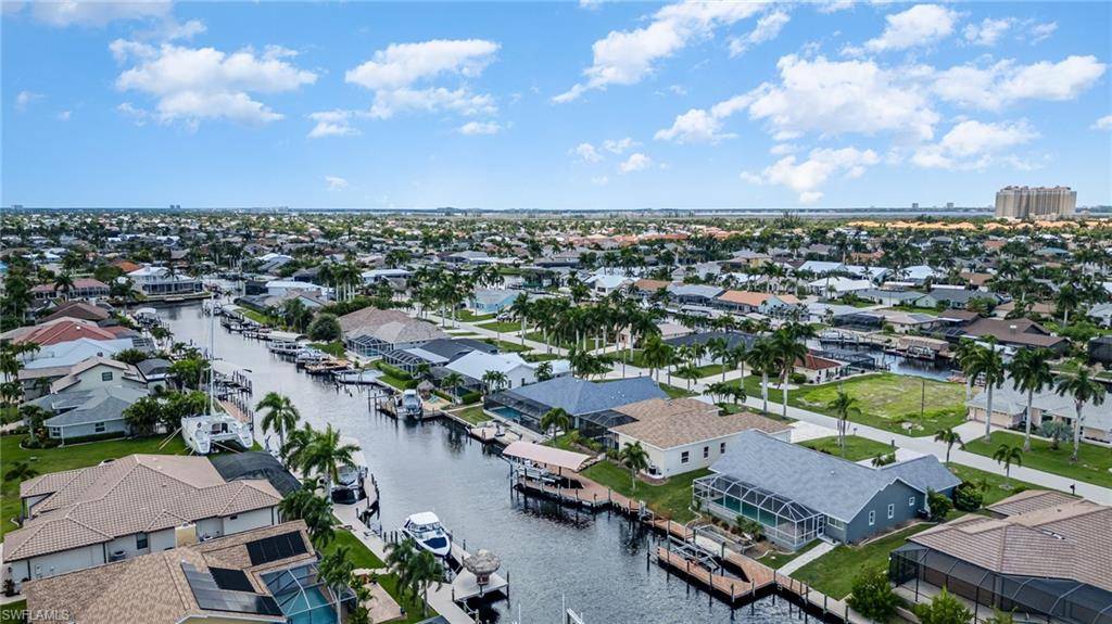 Cape Coral, FL 33914,1435 SW 53rd LN
