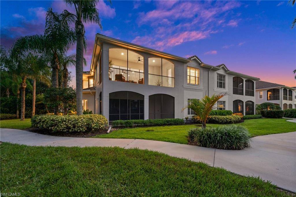 Naples, FL 34105,5004 Maxwell CIR #202