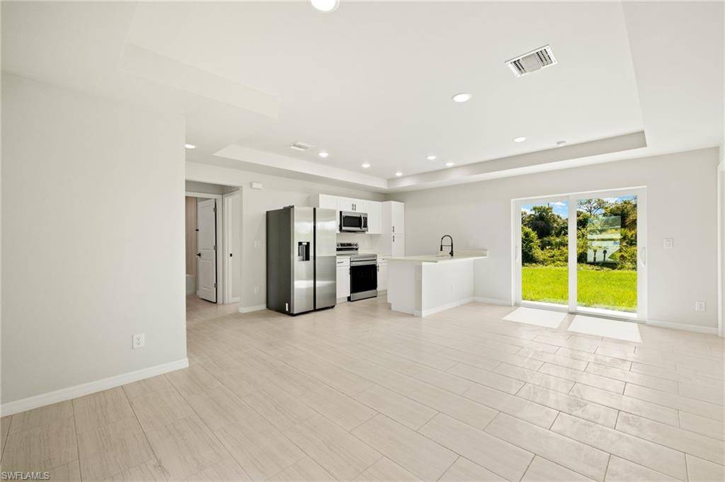 Lehigh Acres, FL 33974,311 Lancelot AVE