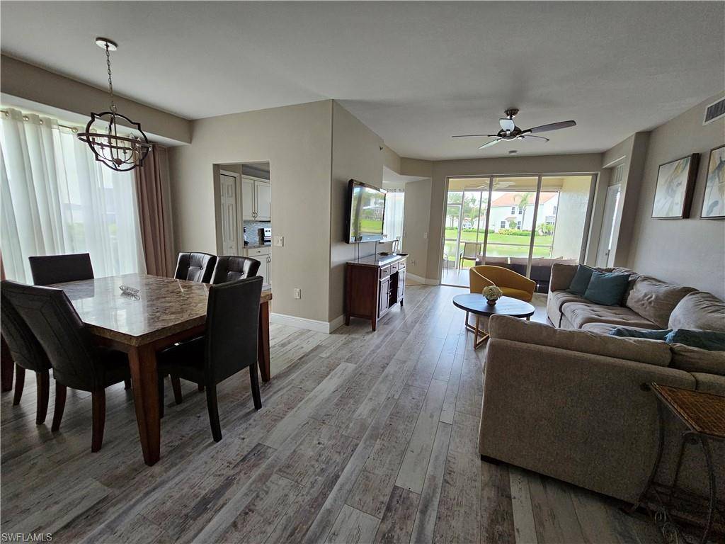 Naples, FL 34105,1380 Tiffany LN #2207