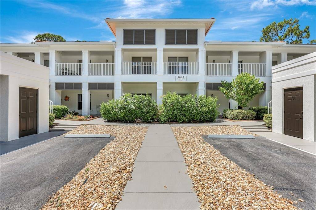 Naples, FL 34110,1045 Tarpon Cove DR #102