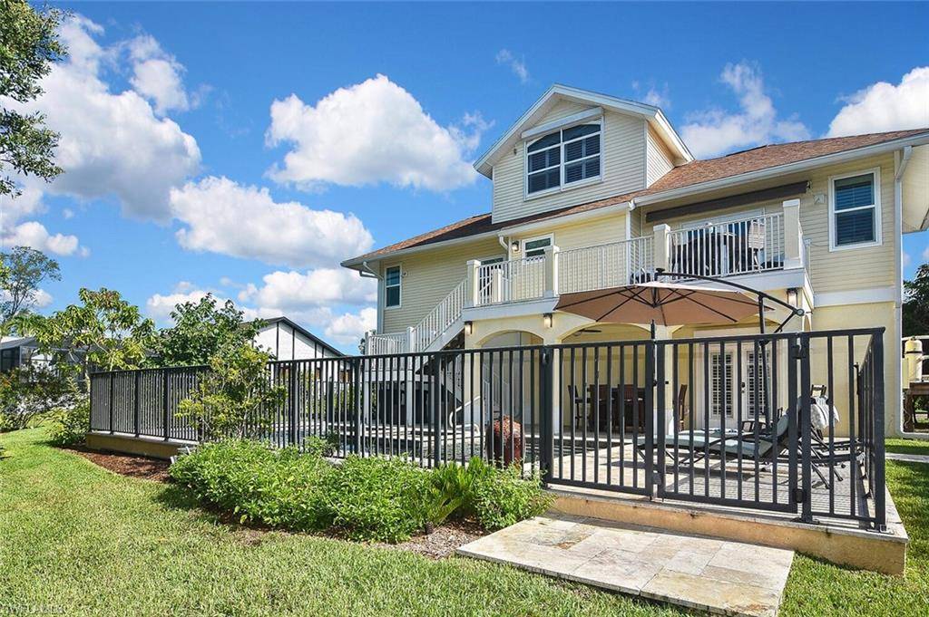 Fort Myers, FL 33908,7233 Hendry Creek DR