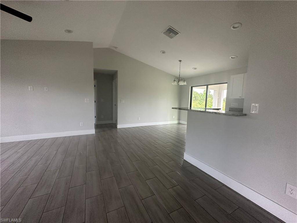 Lehigh Acres, FL 33971,2701 40th ST W