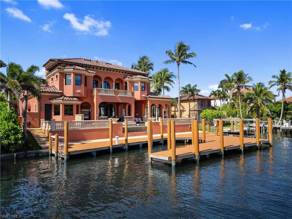 Fort Myers, FL 33919,841 Cypress Lake CIR