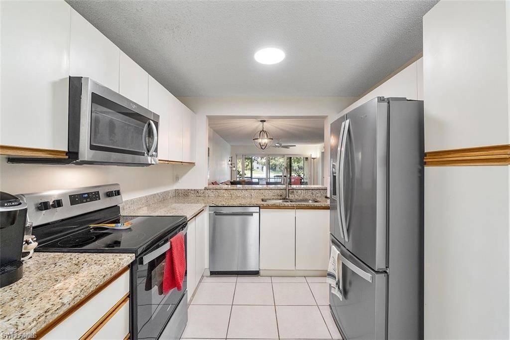 Naples, FL 34104,260 Timber Lake CIR #F102