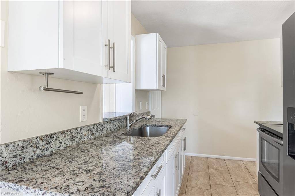 Fort Myers, FL 33907,4862 West DR