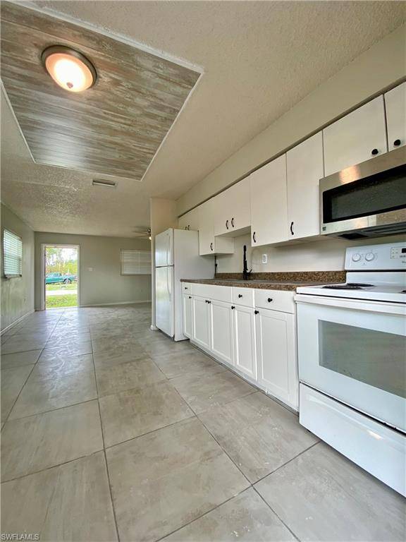Fort Myers, FL 33907,1534 Oak DR