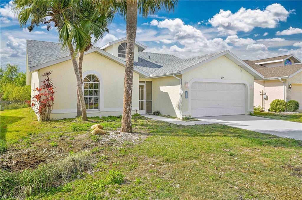 North Fort Myers, FL 33917,3832 Sabal Springs BLVD