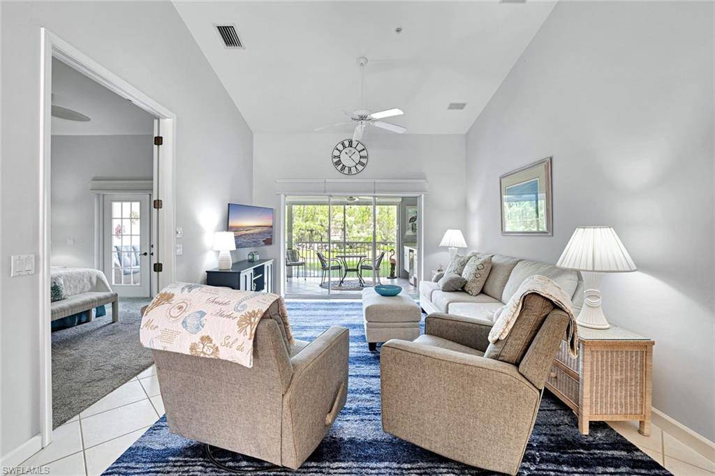 Naples, FL 34112,1940 Cascades DR #5508
