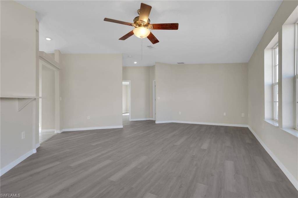 Port Charlotte, FL 33954,514 Moon ST