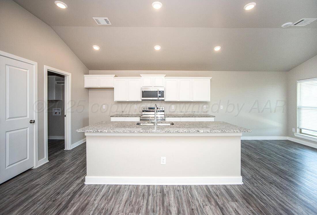Amarillo, TX 79118,7200 ATHENS ST