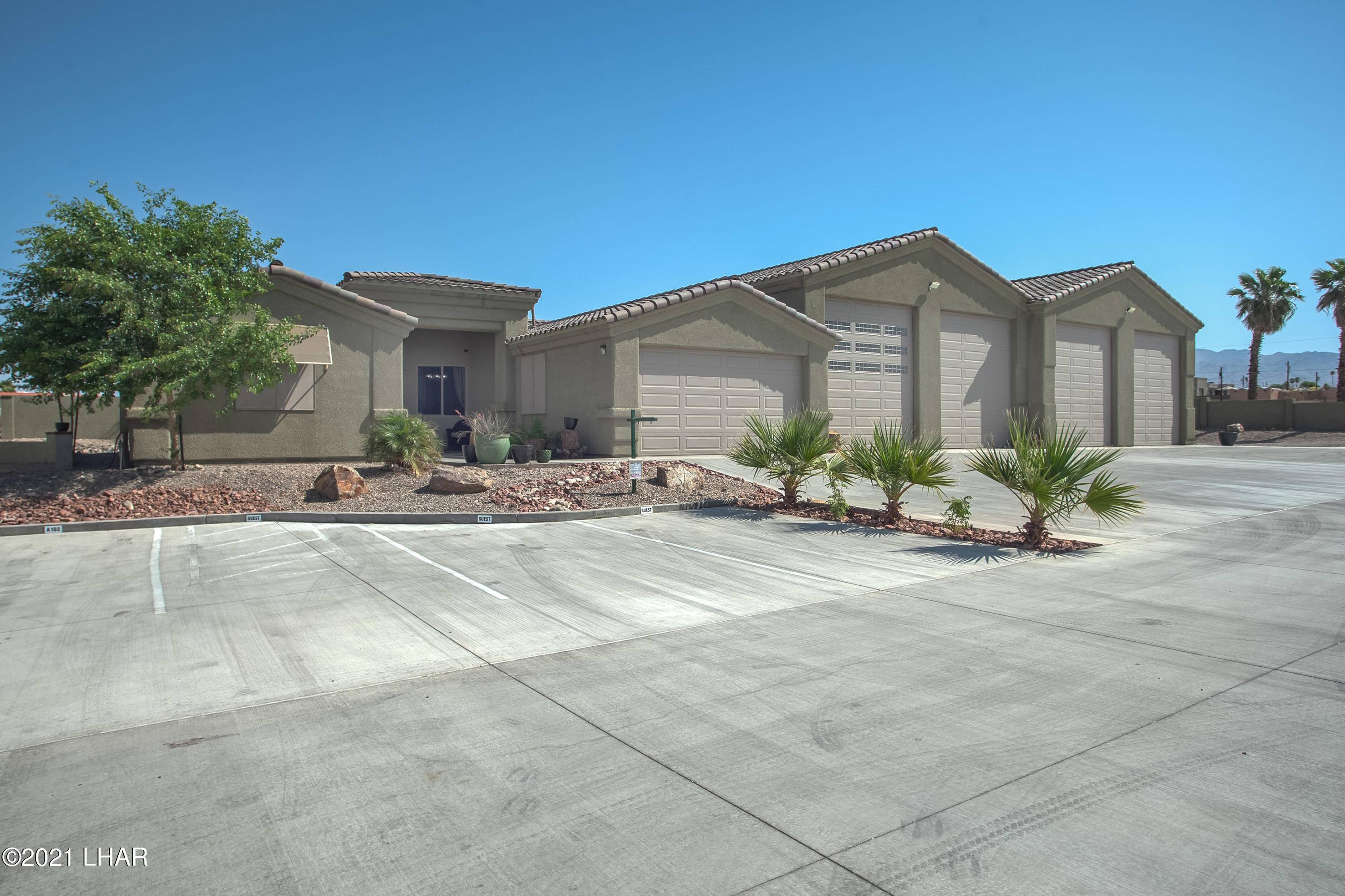 Lake Havasu City, AZ 86403,381 Lake Havasu Ave N #C100