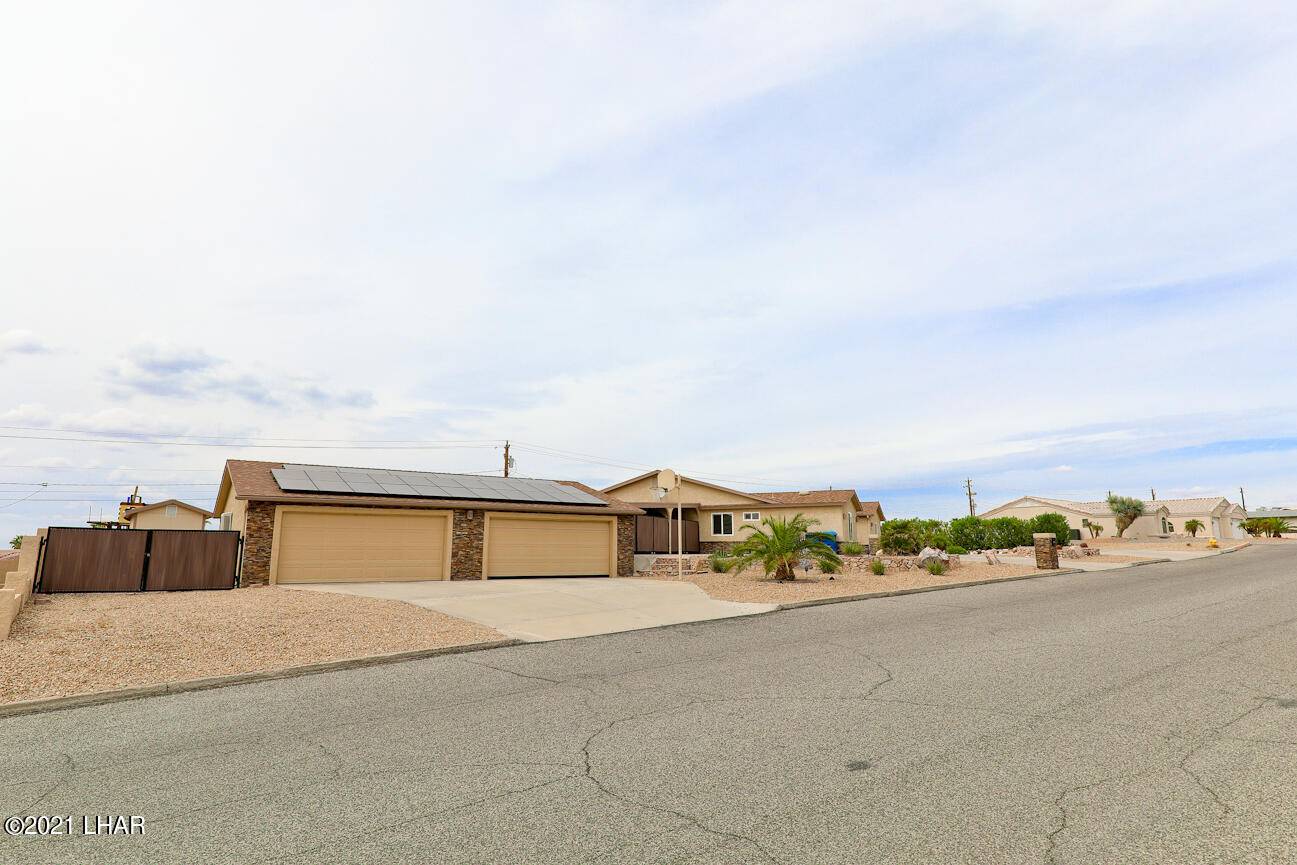 Lake Havasu City, AZ 86406,1001 Rolling Hills Dr