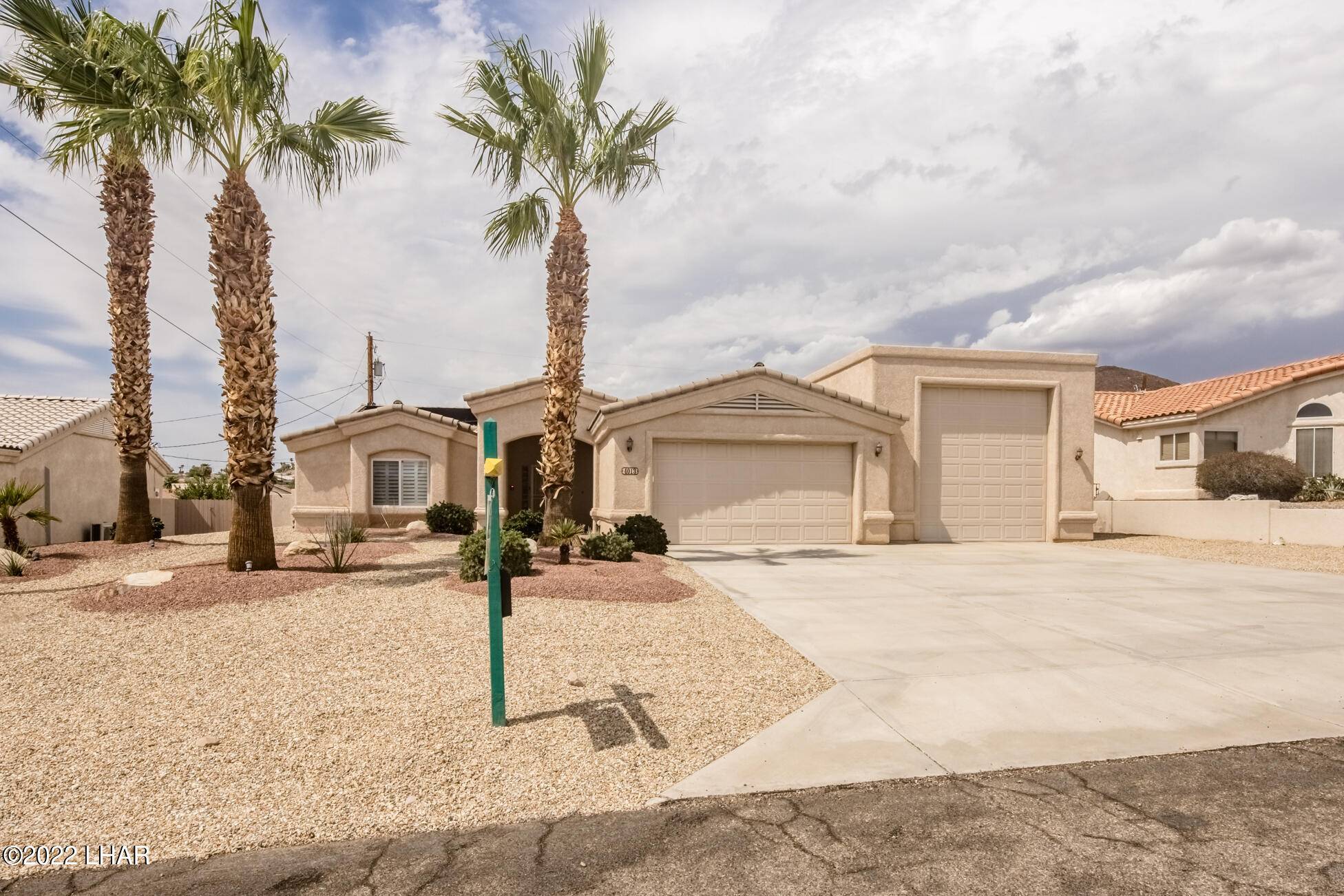 Lake Havasu City, AZ 86406,4013 Bluegrass Dr