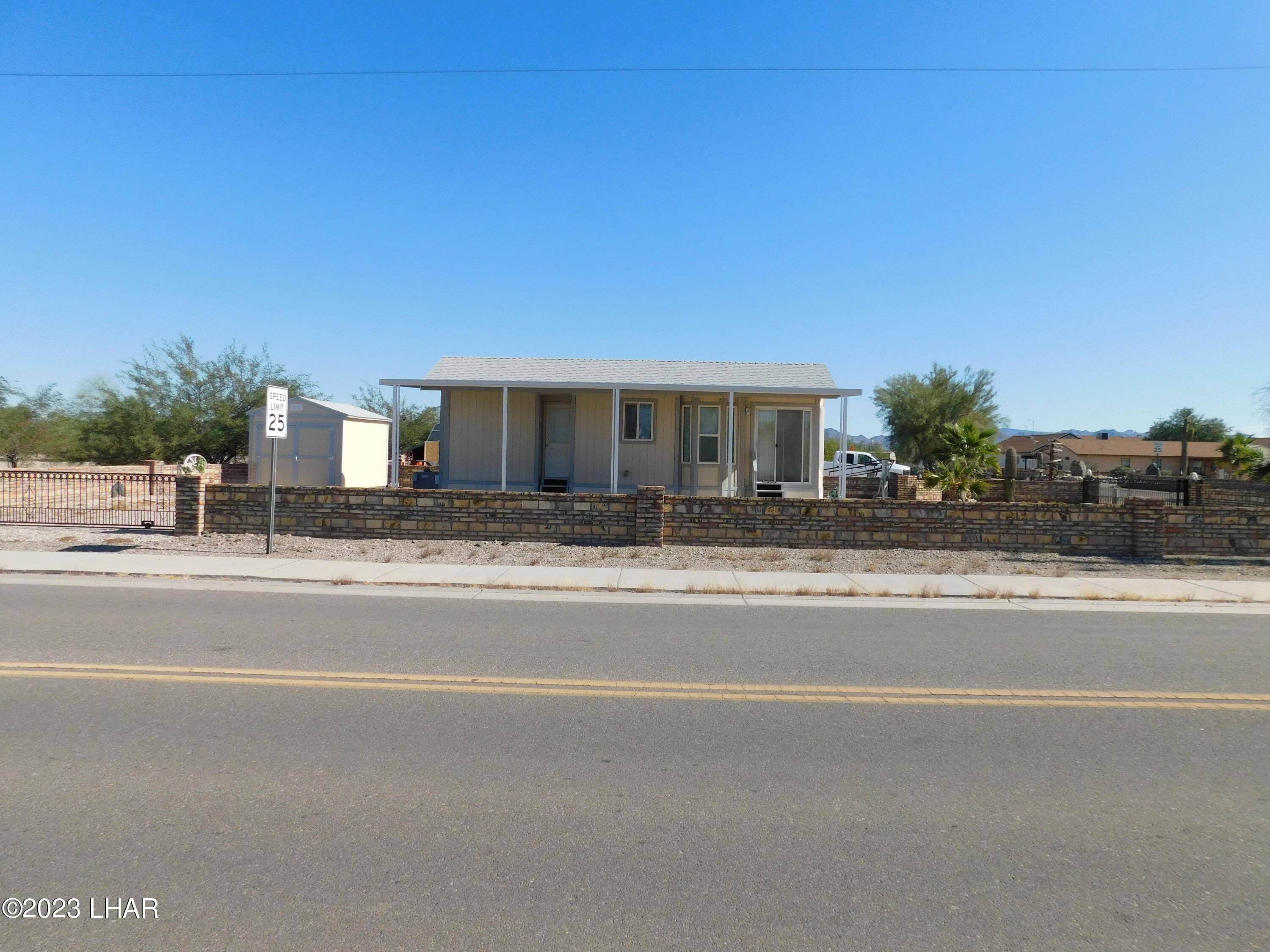 Quartzsite, AZ 85346,694 W Cowell St