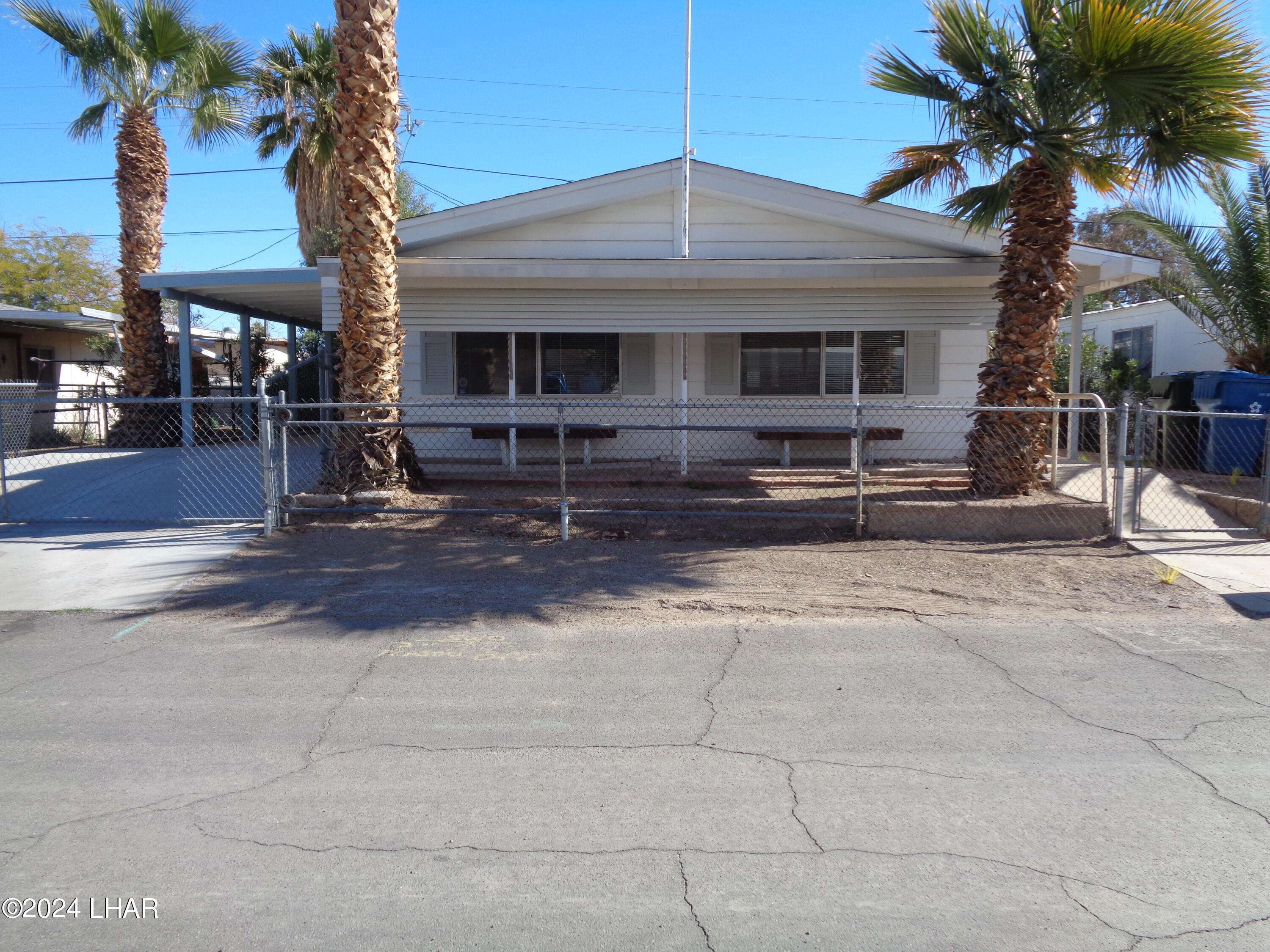 Bullhead City, AZ 86442,2112 Santa Cruz Ave