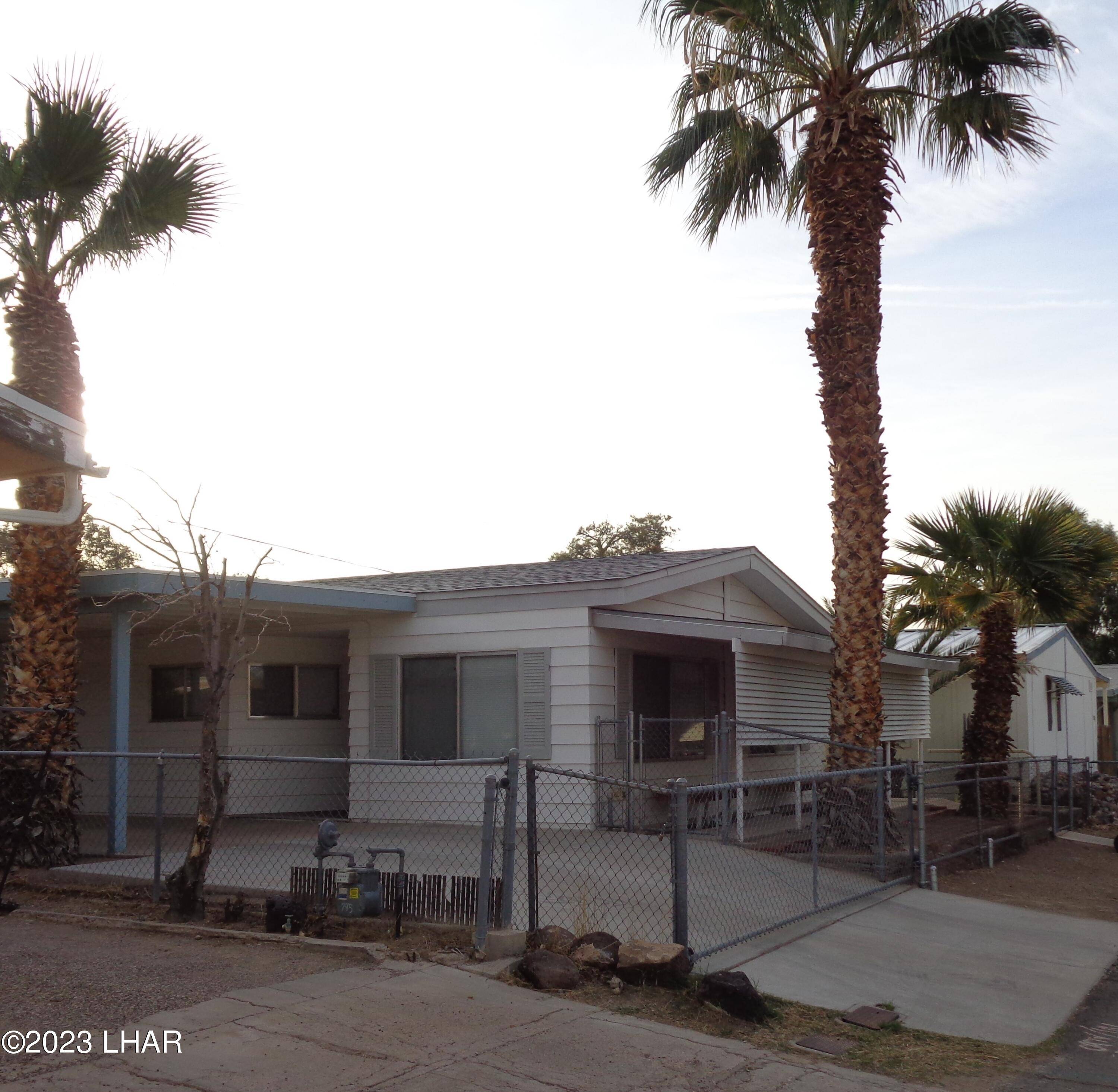 Bullhead City, AZ 86442,2112 Santa Cruz Ave