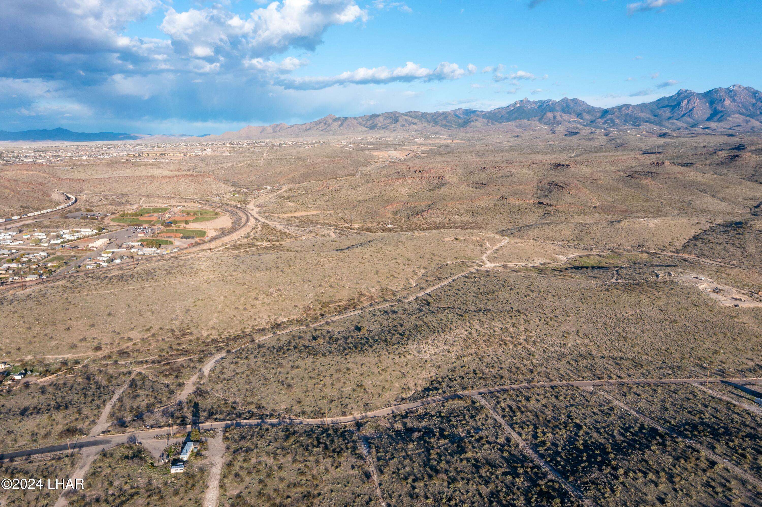 Kingman, AZ 86401,000 High Bluffs Ranch