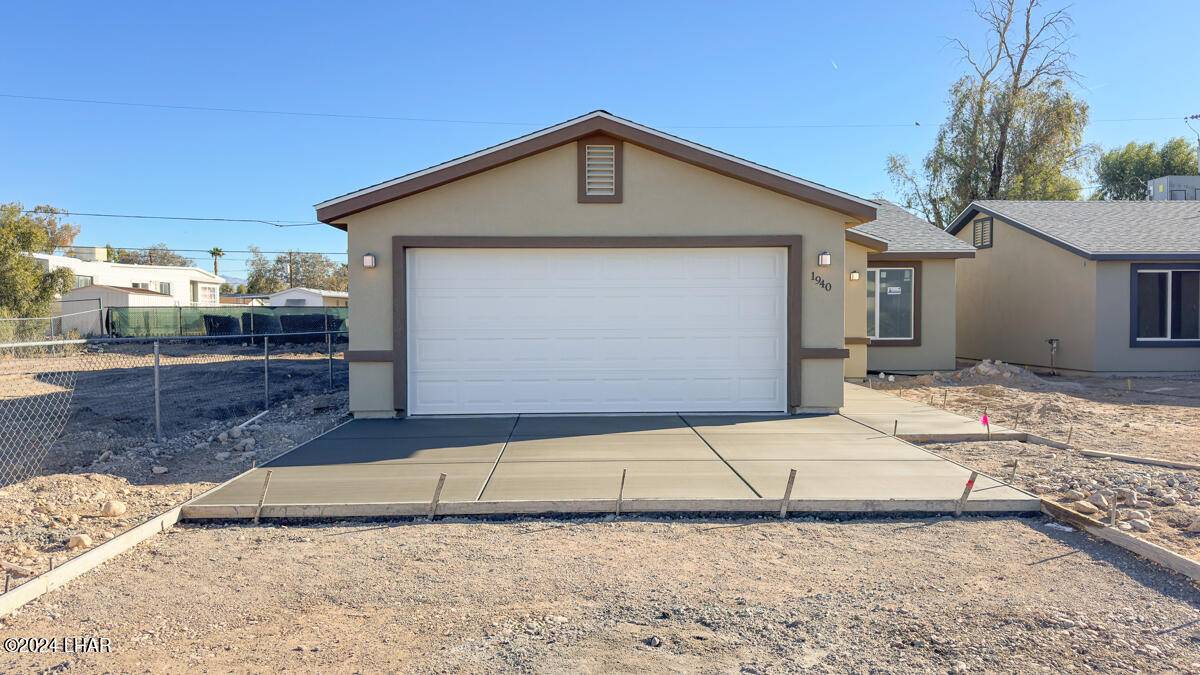 Bullhead City, AZ 86442,1940 W River Bend Circle Cir