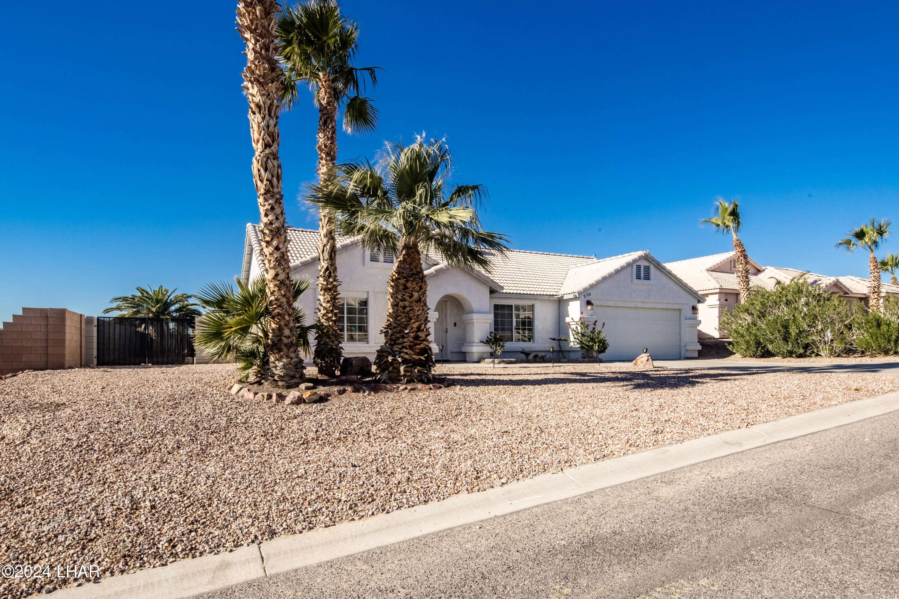 Fort Mohave, AZ 86426,2198 E Roberts WAY