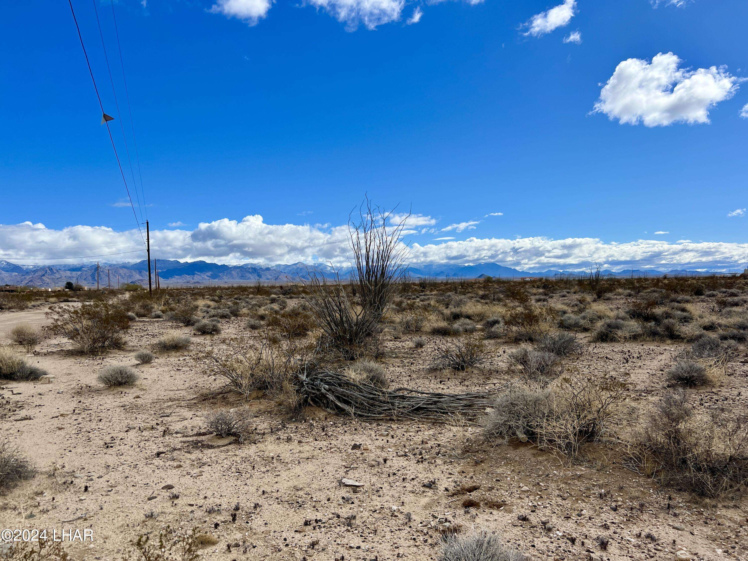 Yucca, AZ 86438,Lot 40 W Wilshire Rd