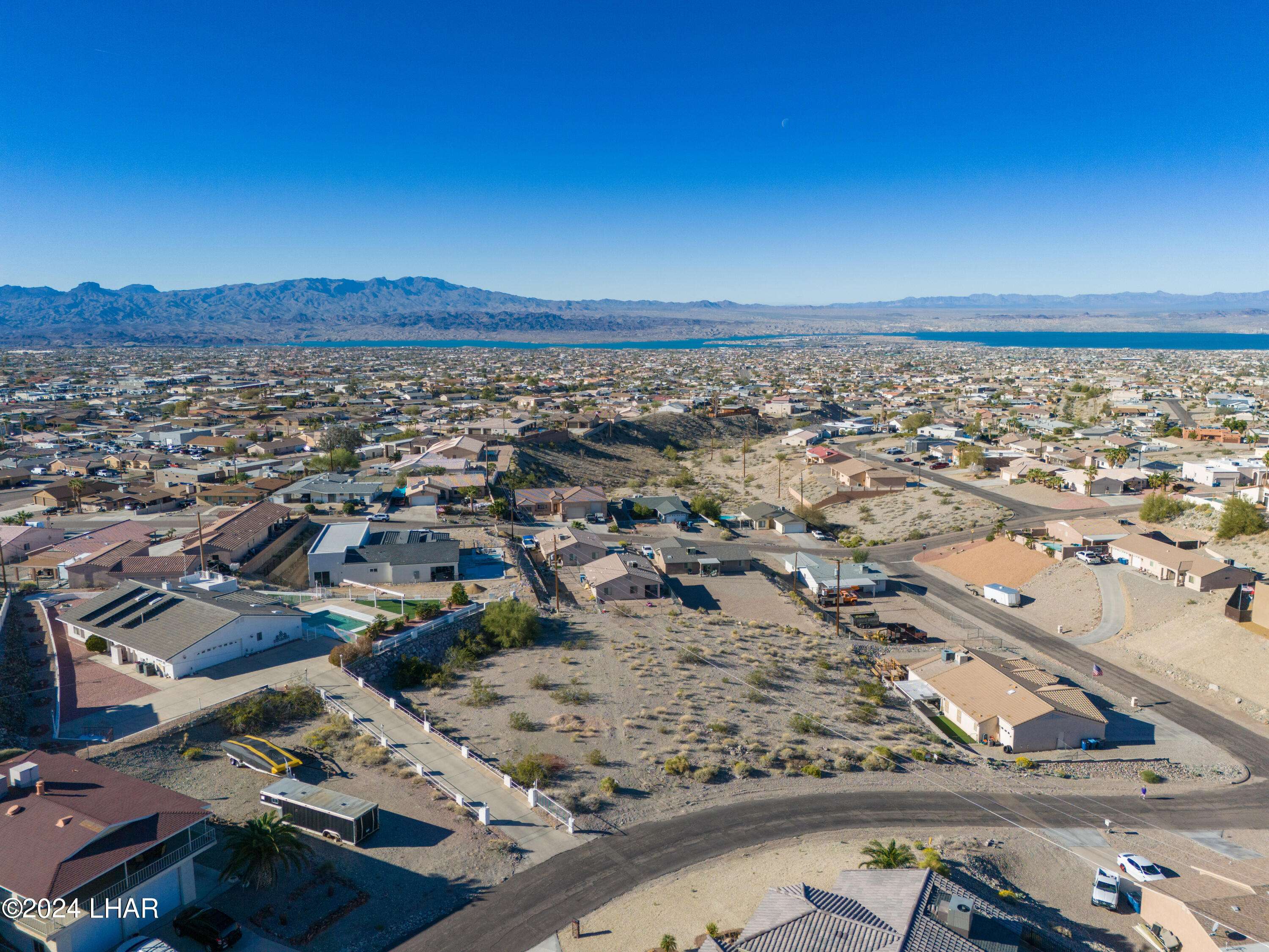 Lake Havasu City, AZ 86404,3694 Tehachapi Dr