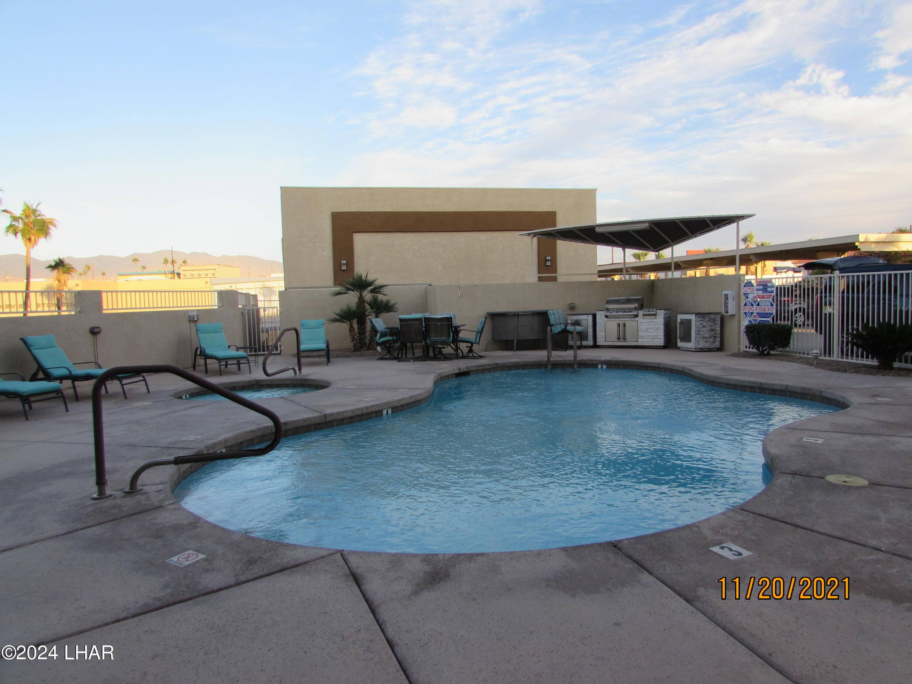 Lake Havasu City, AZ 86403,433 London Bridge Rd #301