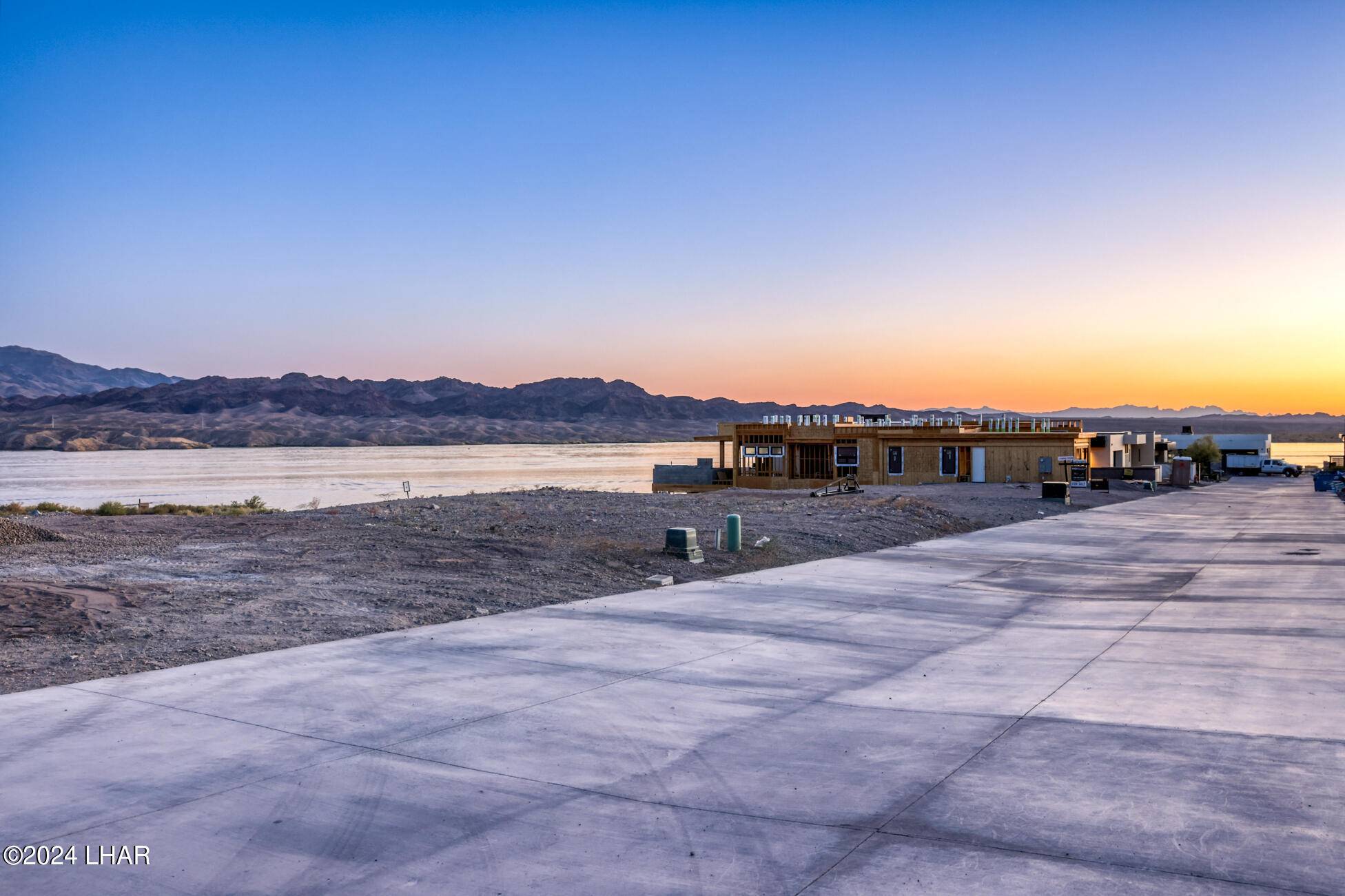 Lake Havasu City, AZ 86406,2262 &2266 Harbor WAY