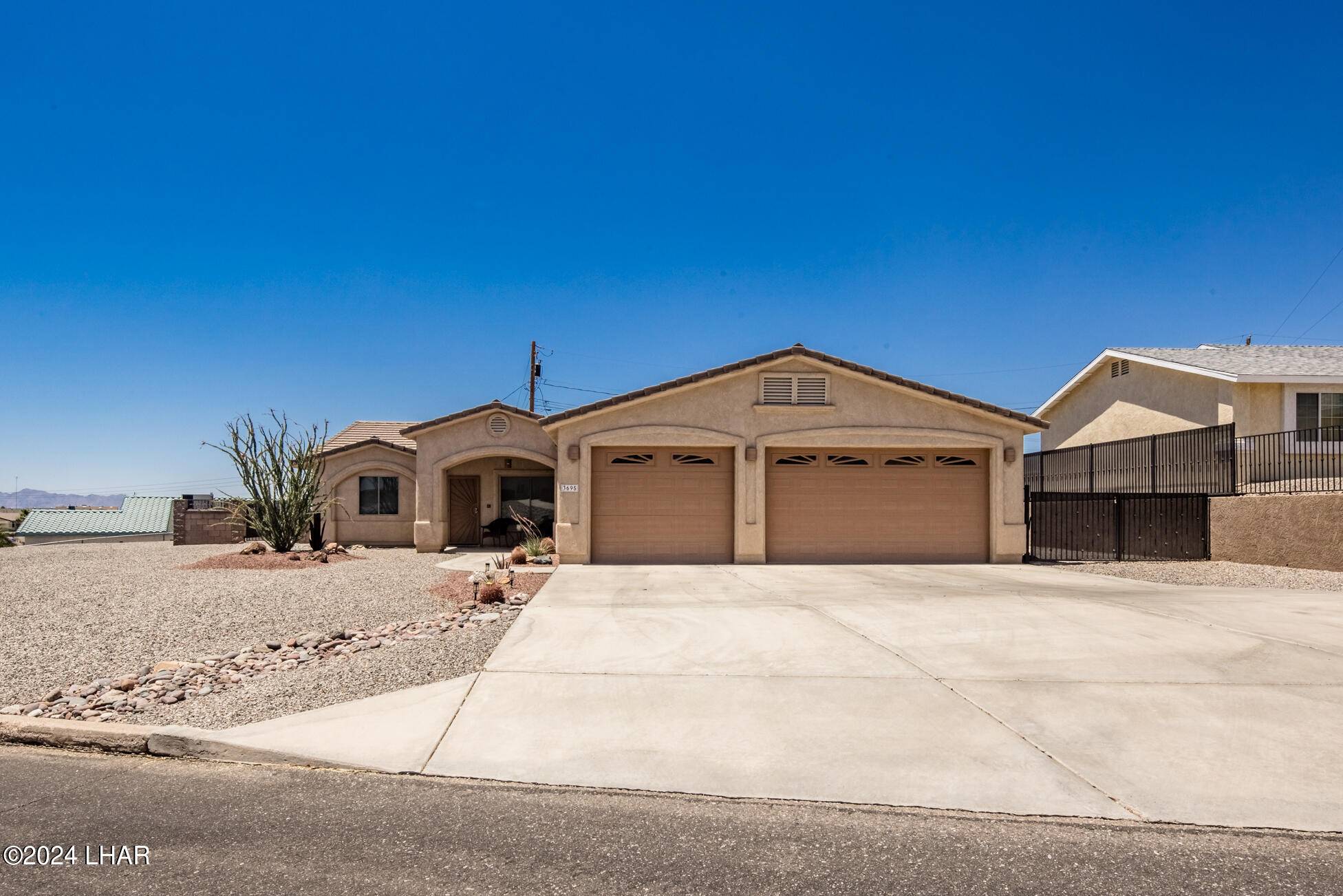 Lake Havasu City, AZ 86406,3695 Sweetgrass Dr