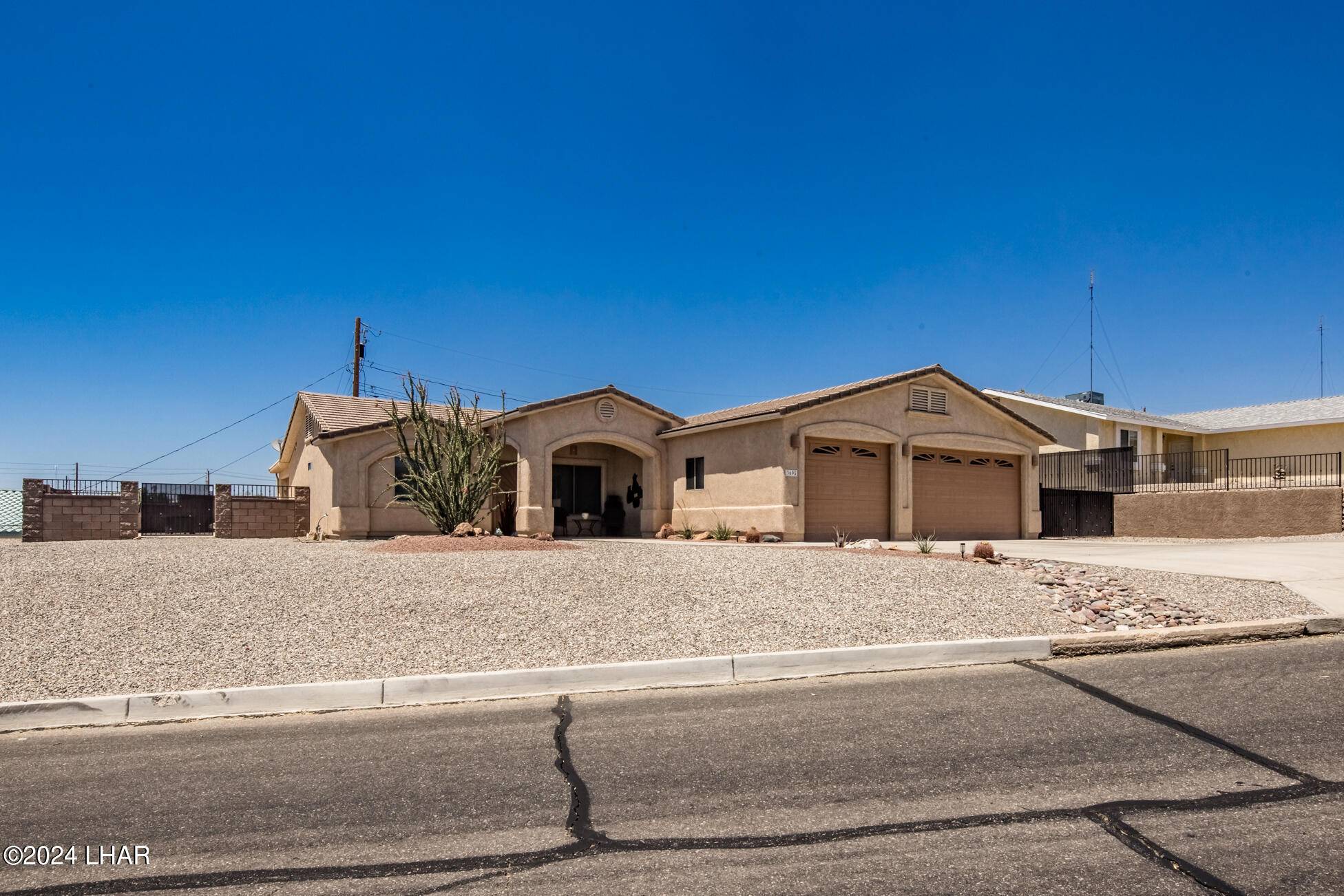 Lake Havasu City, AZ 86406,3695 Sweetgrass Dr