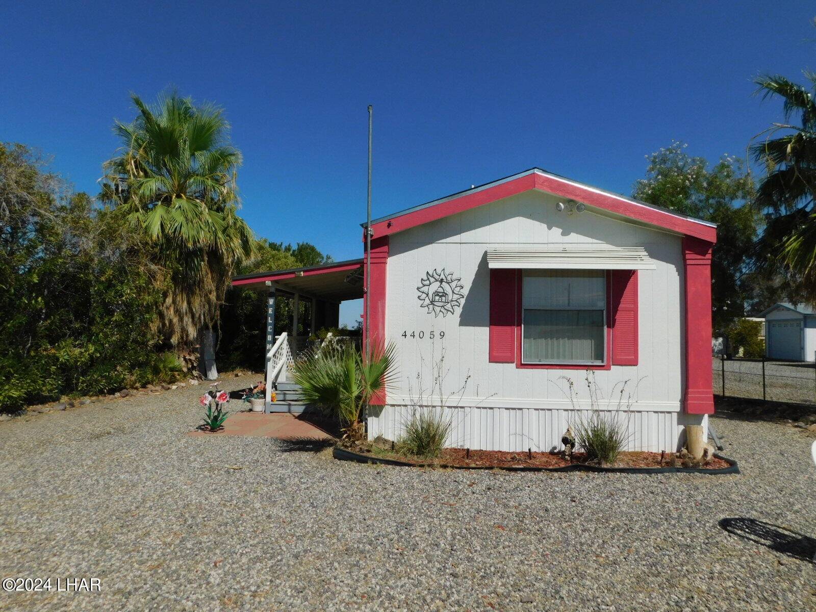 Bouse, AZ 85325,44059 Winters St