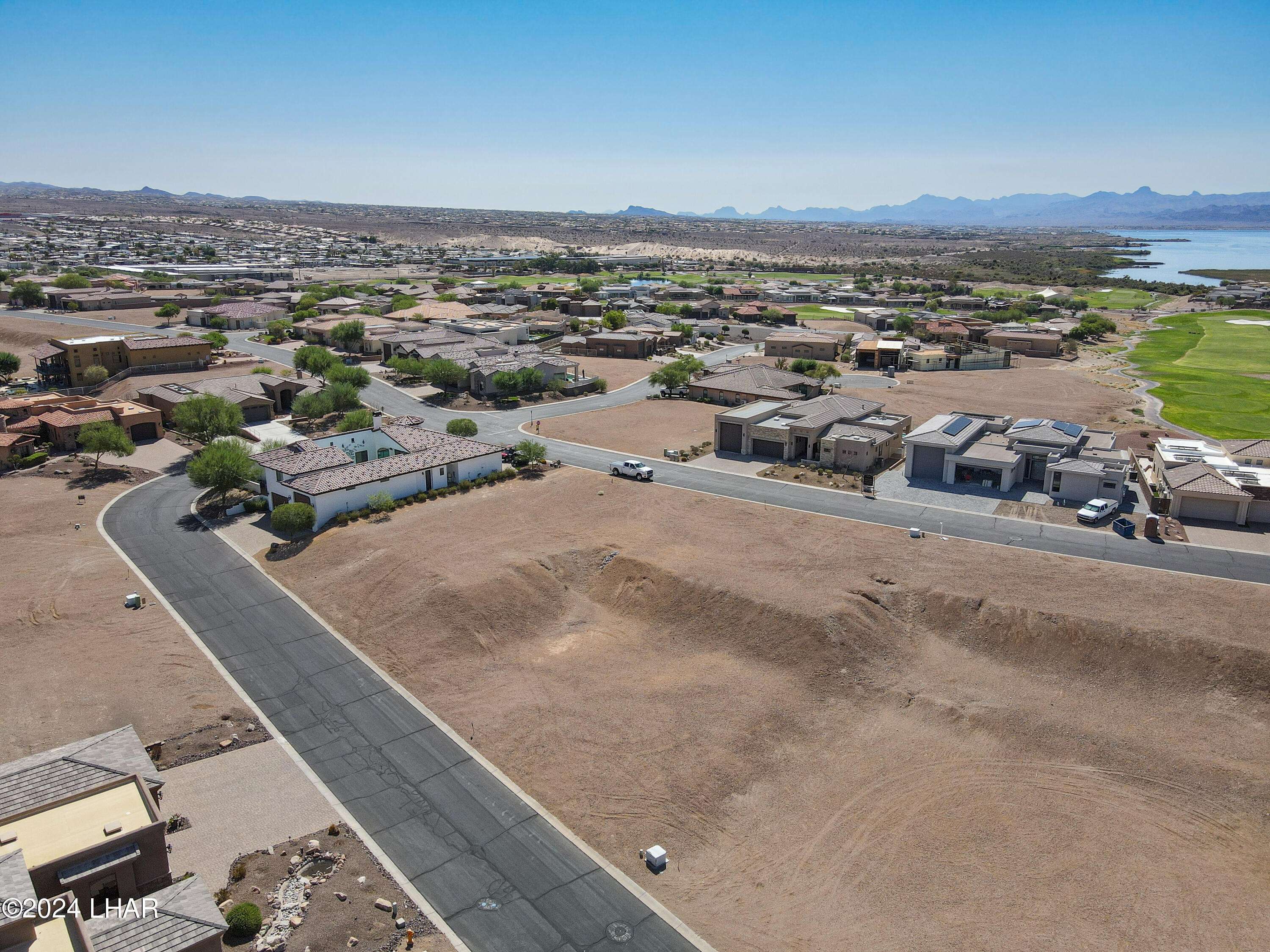 Lake Havasu City, AZ 86404,1853 E Tradition Ln