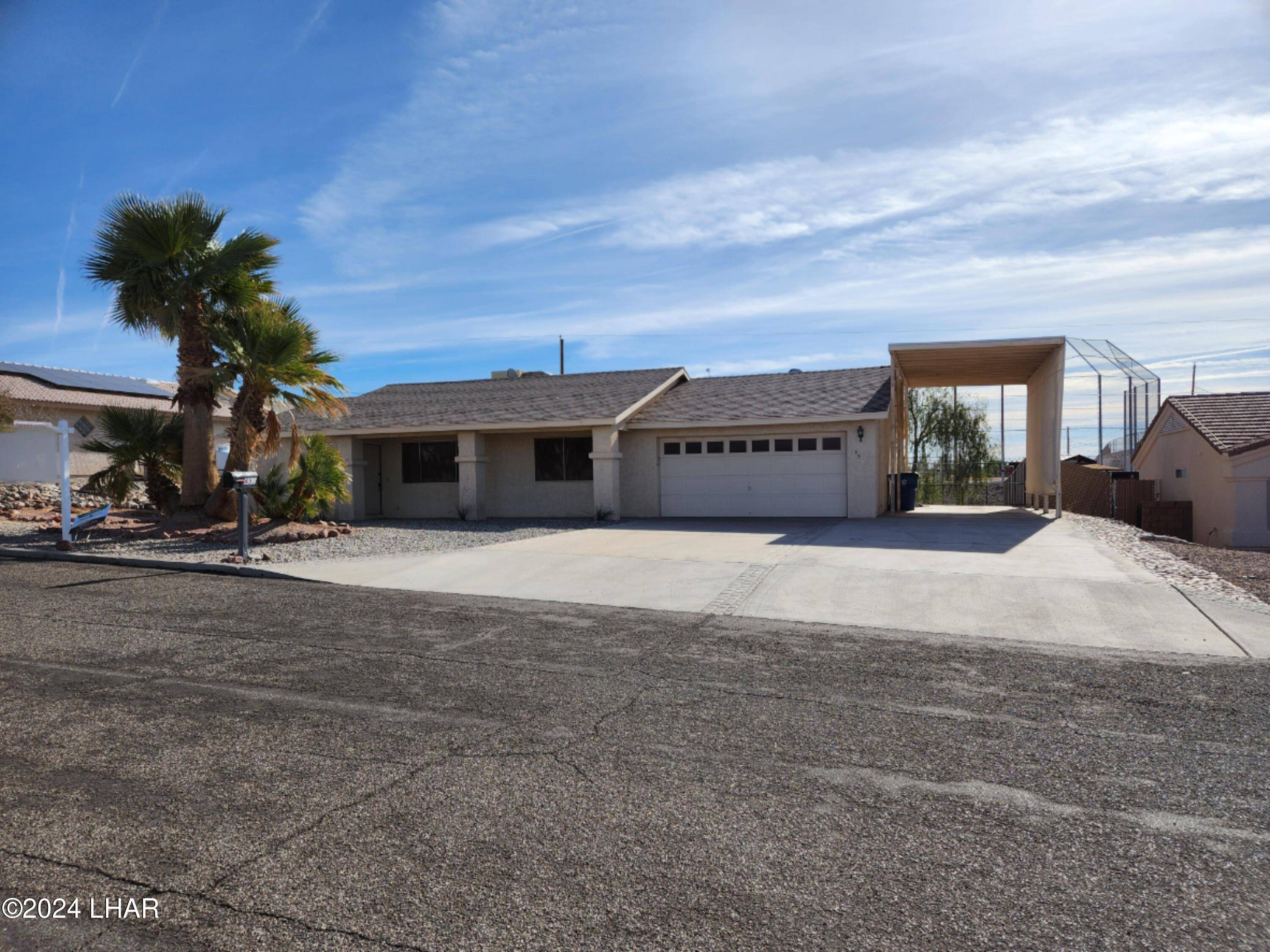 Lake Havasu City, AZ 86406,691 Apache Dr