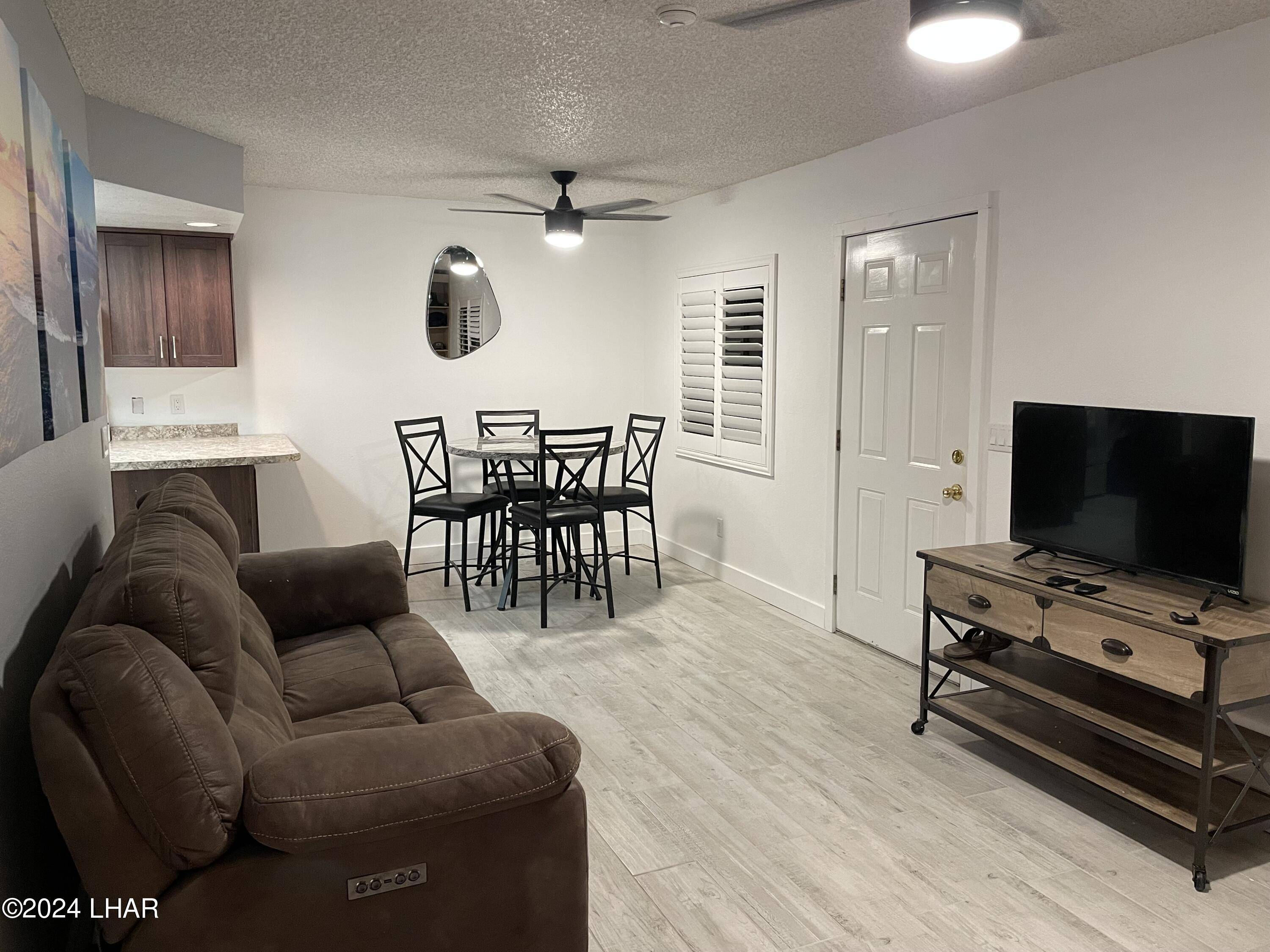 Lake Havasu City, AZ 86403,1989 Mesquite Ave #32