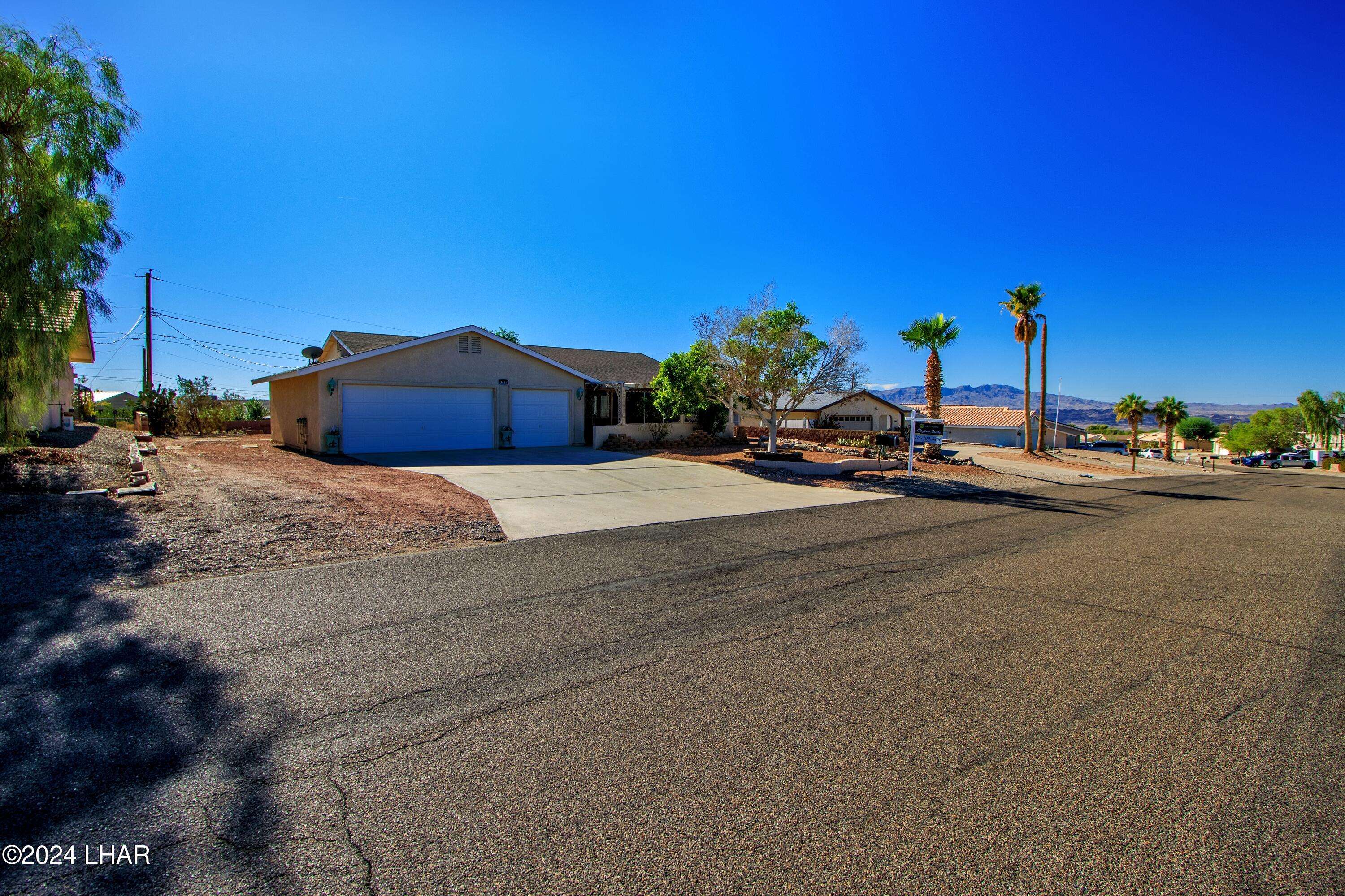 Lake Havasu City, AZ 86406,3664 Mission Dr S