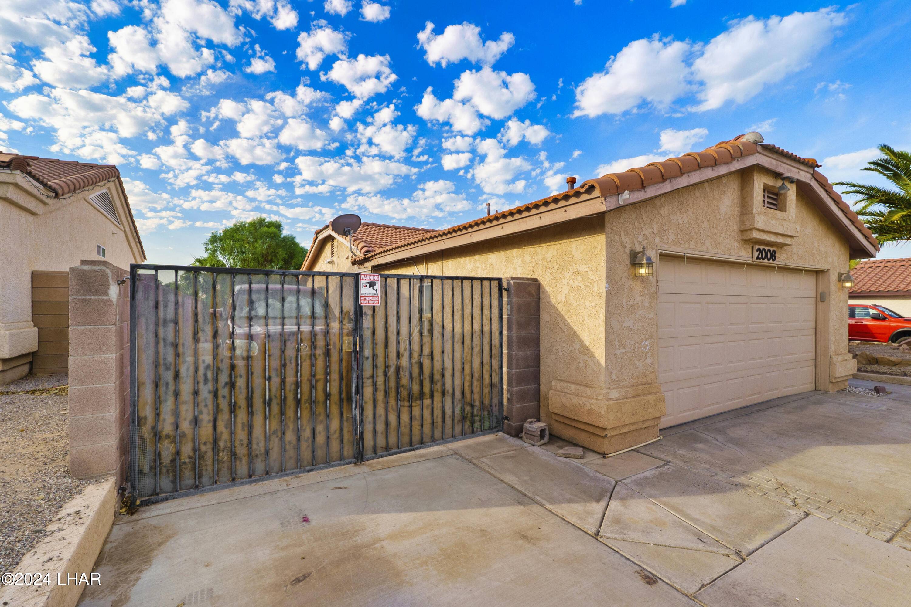 Fort Mohave, AZ 86426,2006 Hammer Ln