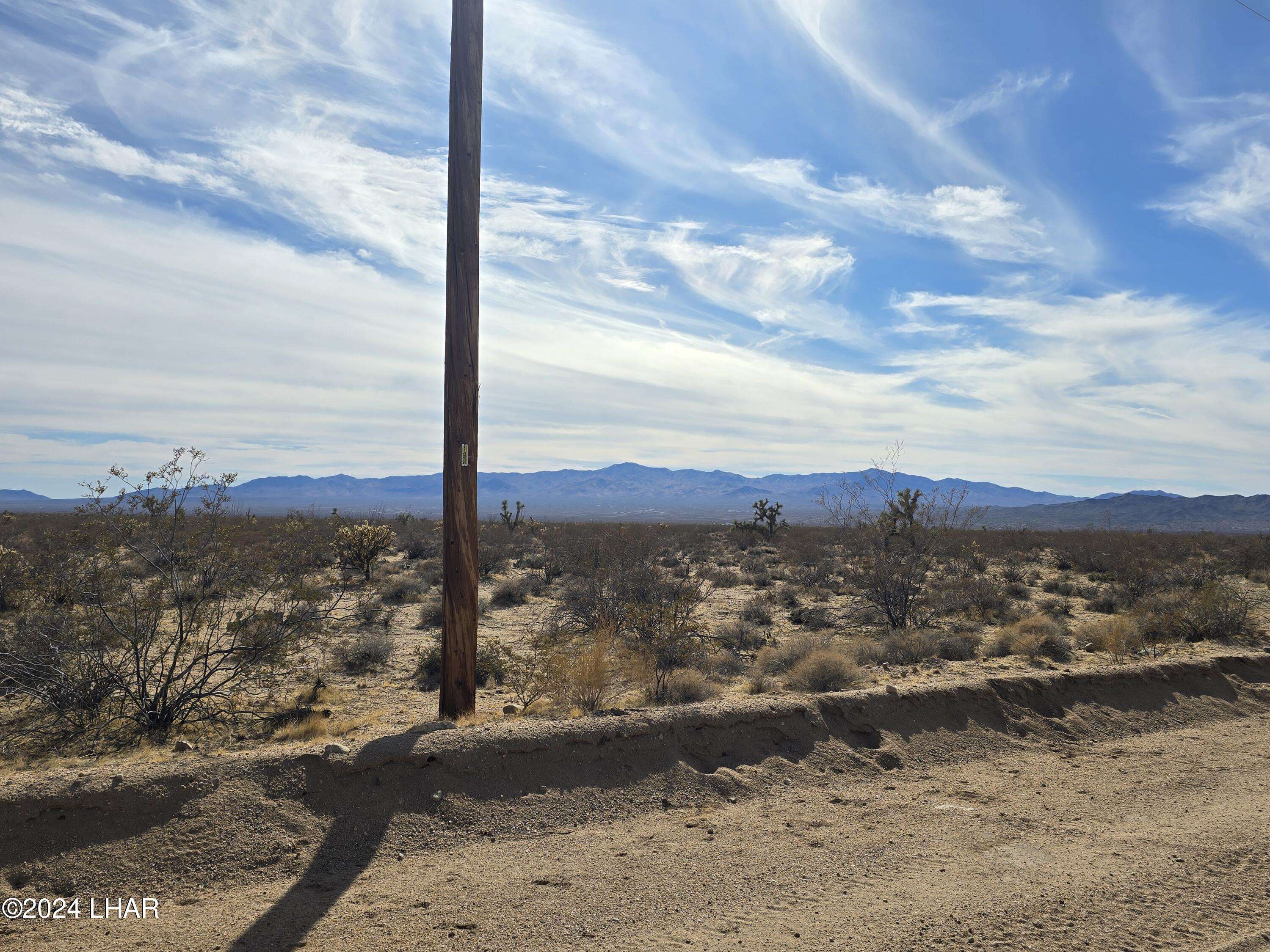 Yucca, AZ 86438,320 Acres W Brittlebush Dr