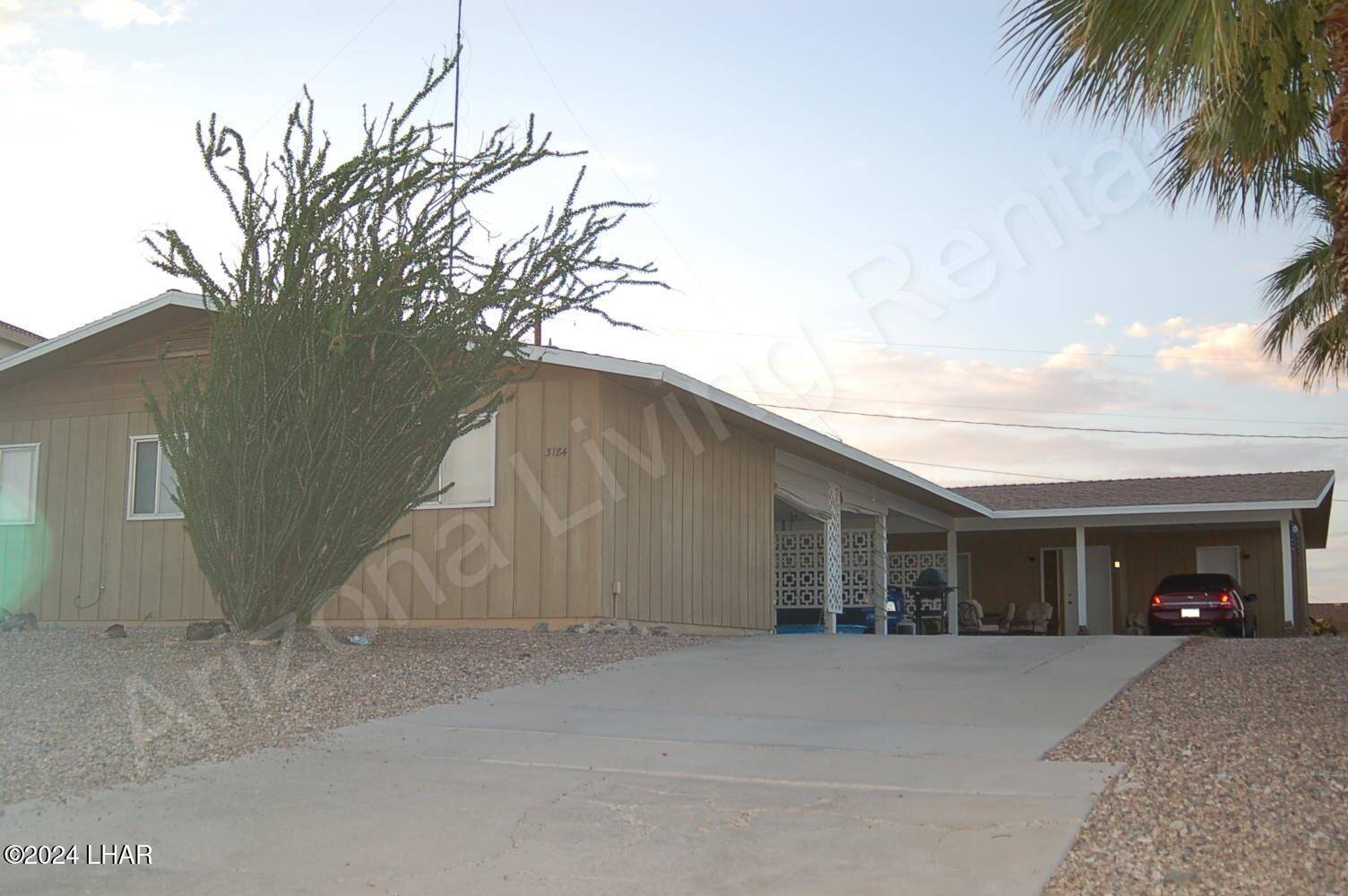 Lake Havasu City, AZ 86404,3184 Winterhaven Dr #A