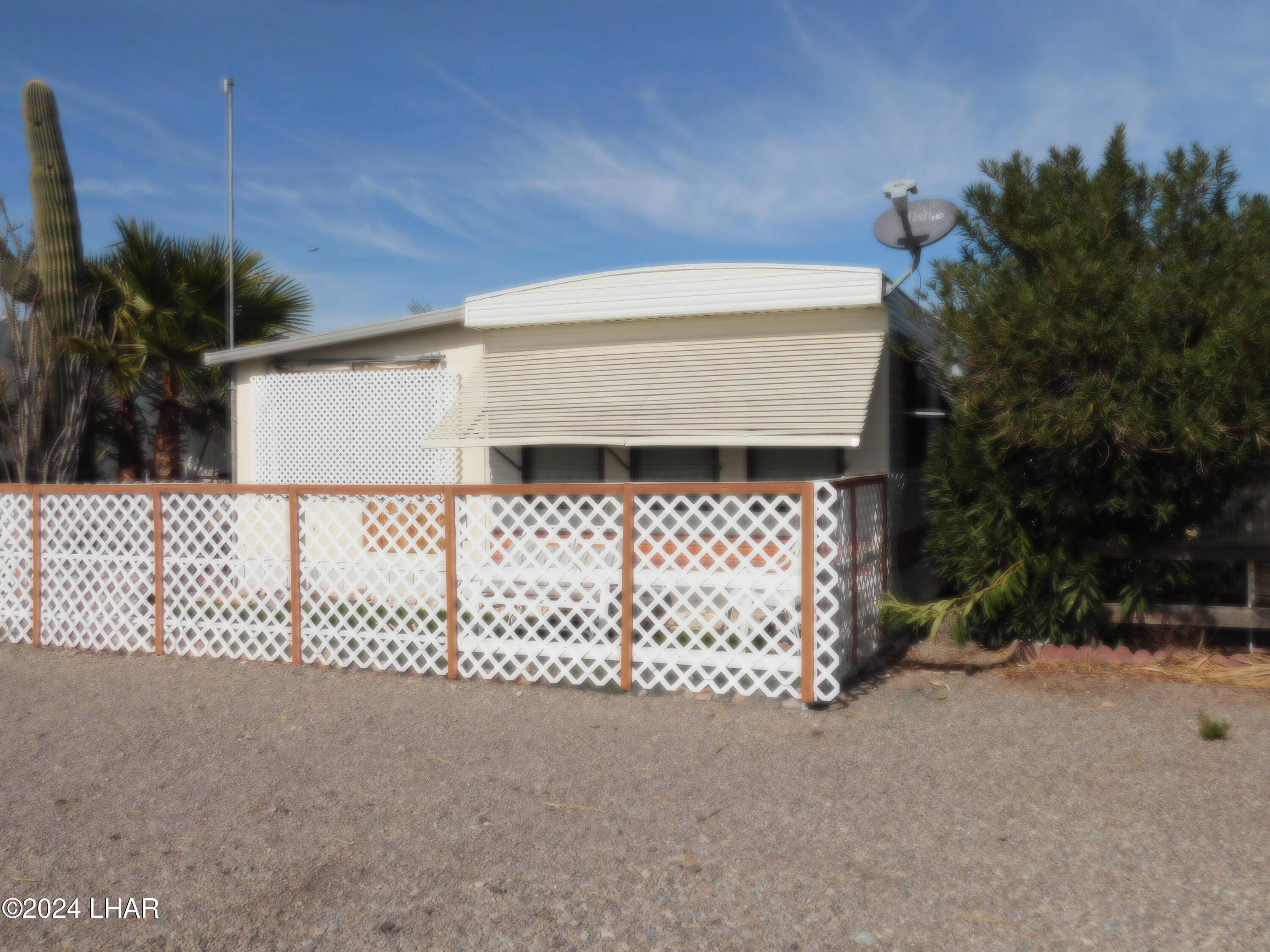 Quartzsite, AZ 85346,855 E Rogers Pl #18