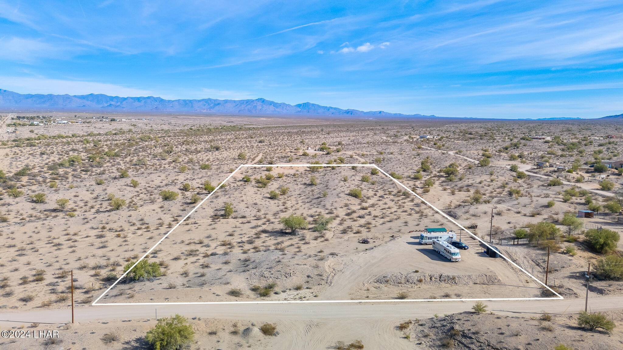 Yucca, AZ 86438,16712 S Lawton Rd