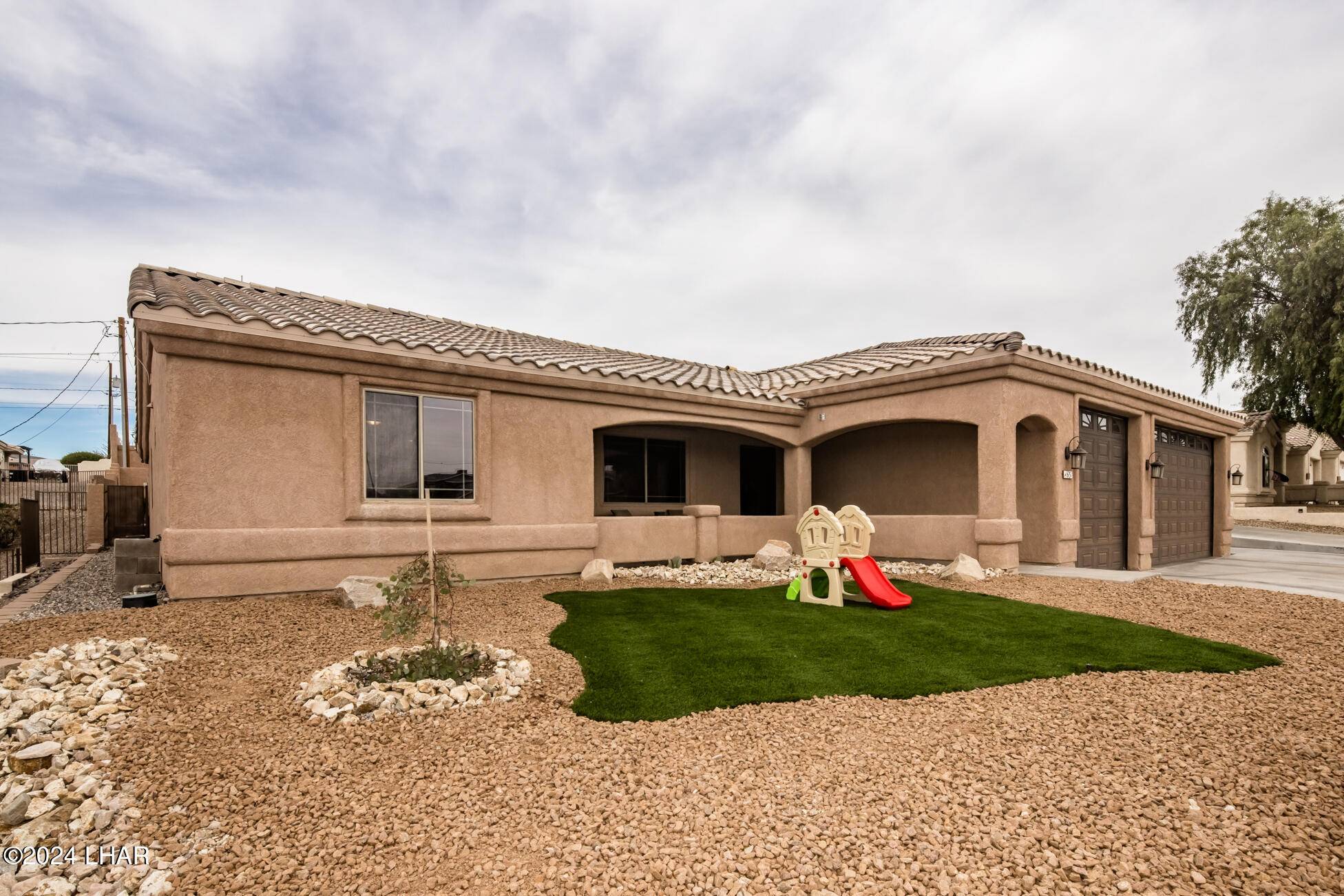 Lake Havasu City, AZ 86406,631 Rolling Hills Dr