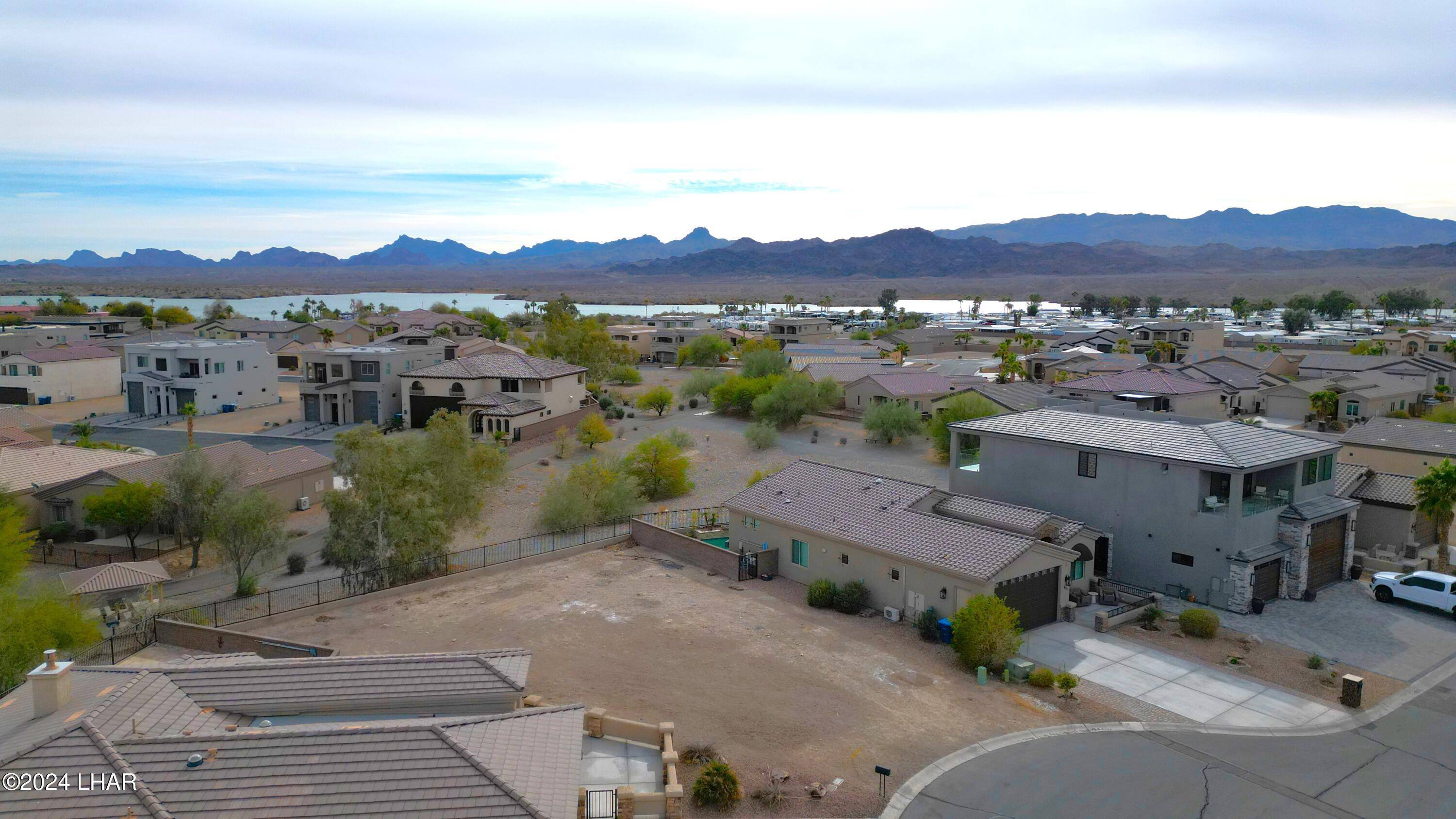 Lake Havasu City, AZ 86403,675 Grand Island Cir