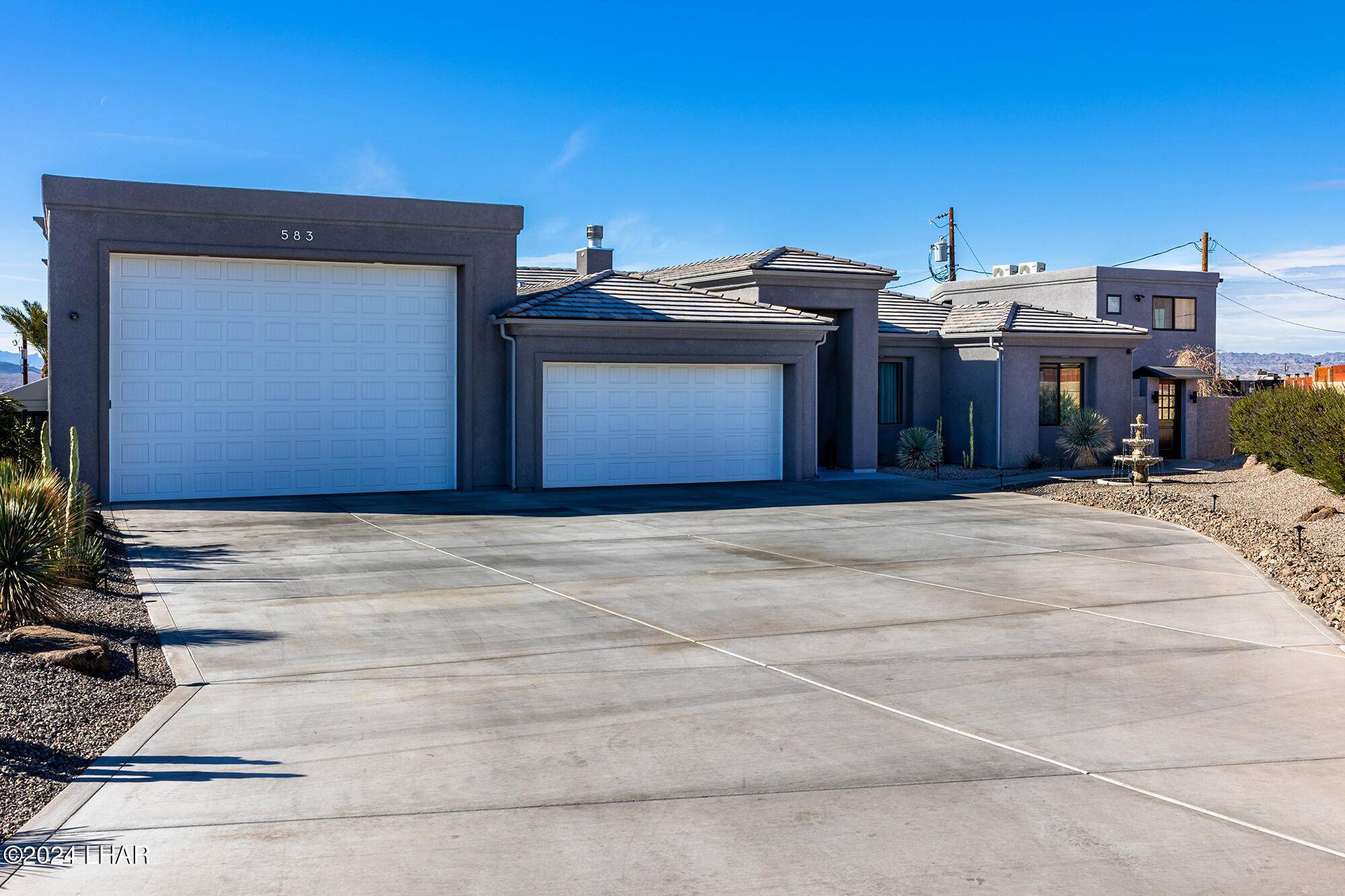 Lake Havasu City, AZ 86403,583 Robin Ln