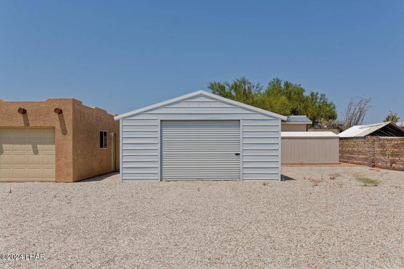 Quartzsite, AZ 85346,49600 Opal Ave