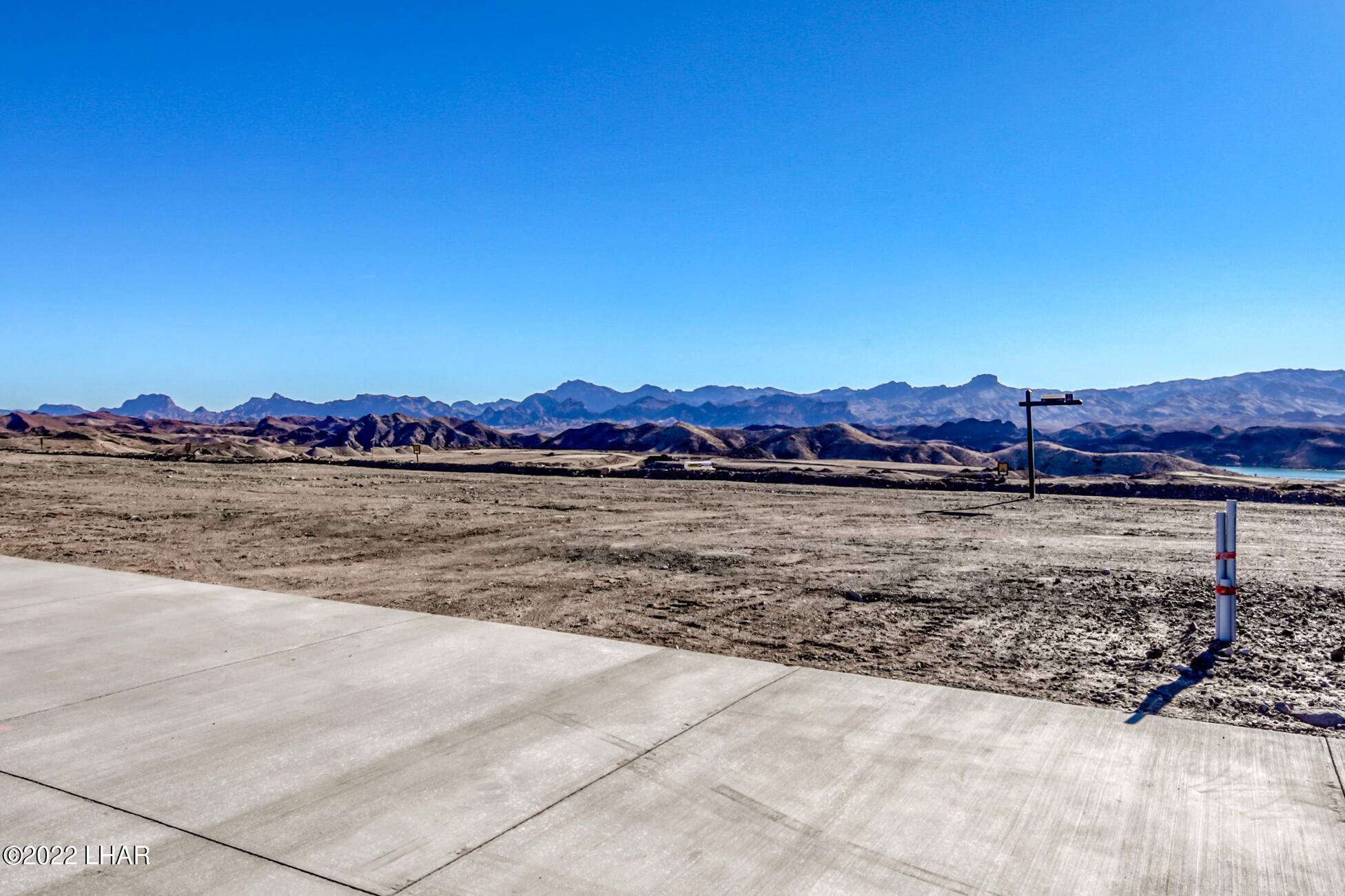 Lake Havasu City, AZ 86406,2448 The Ridges WAY