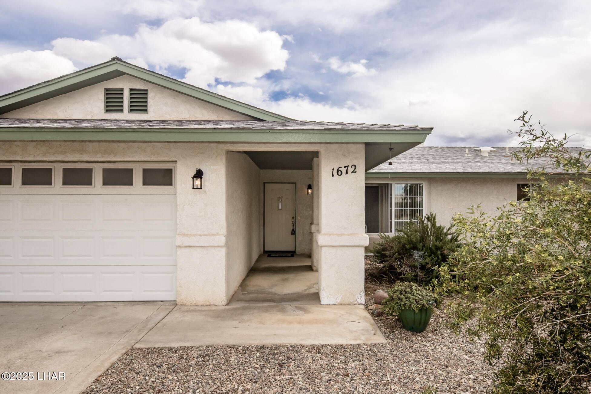 Lake Havasu City, AZ 86406,1672 Mcculloch Blvd S