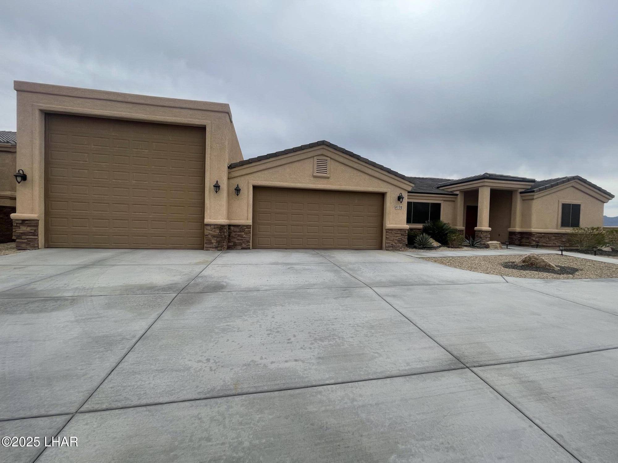 Lake Havasu City, AZ 86406,1700rv On You Level Lot