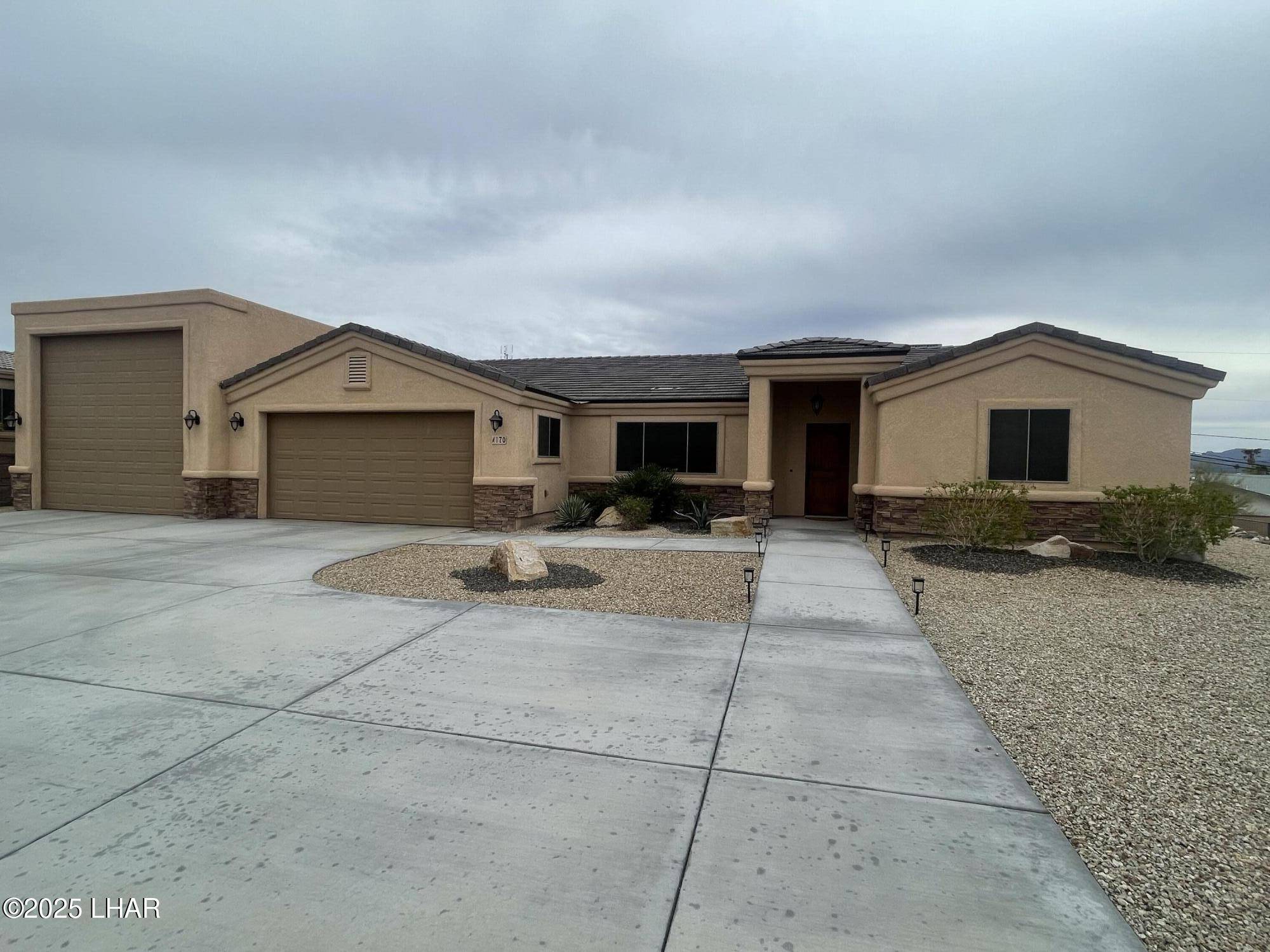 Lake Havasu City, AZ 86406,1700rv On You Level Lot