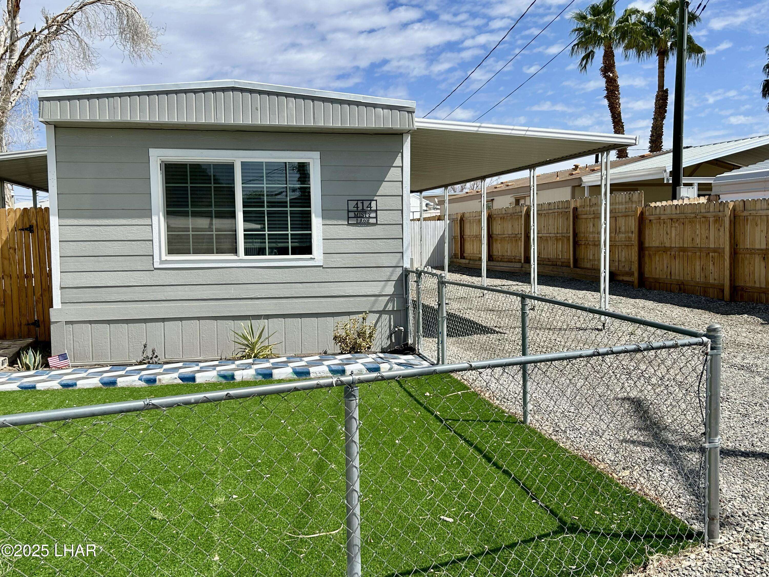 Parker, AZ 85344,414 N Misty Ln