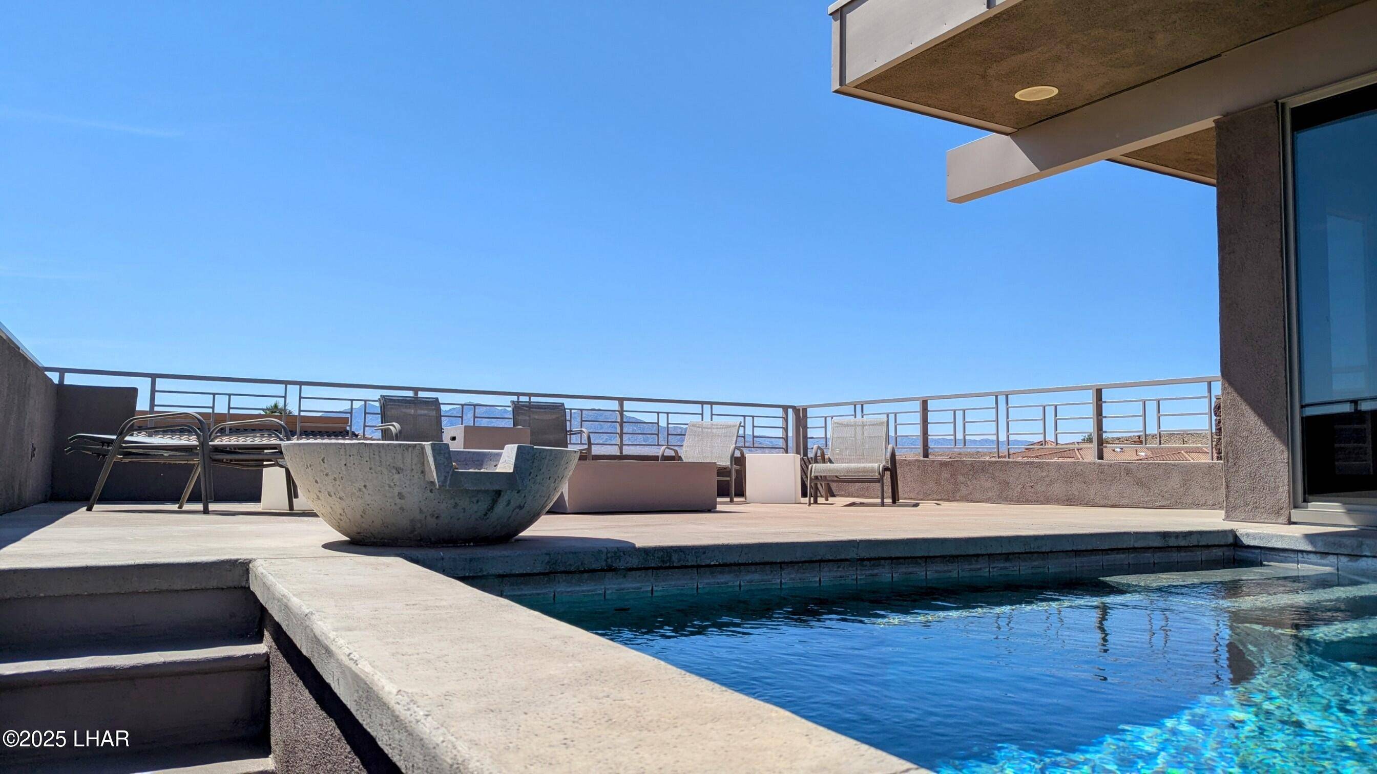 Lake Havasu City, AZ 86404,1718 Sailing Hawk Dr